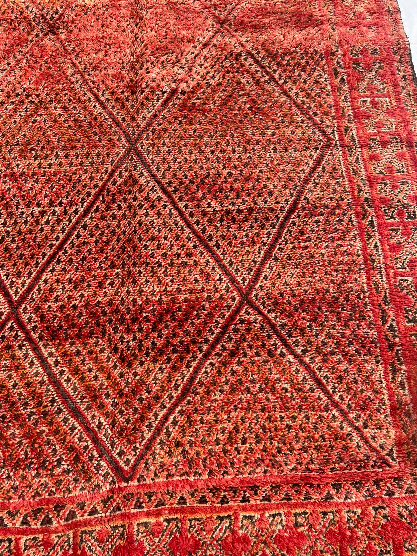 AORug#654 size.8.11x6.4
