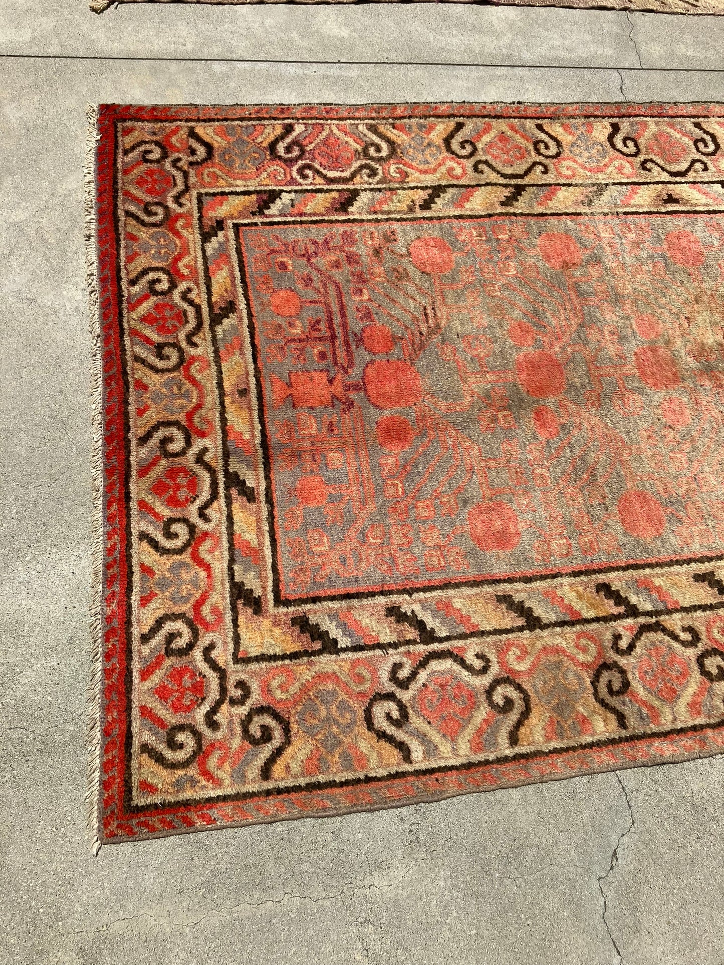 AORug#528 size.3.11x6.7