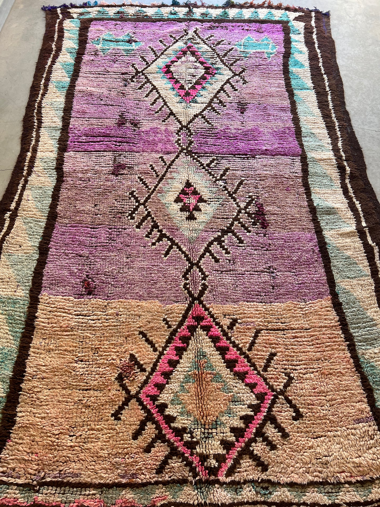 AORug#661 size.9x5.7