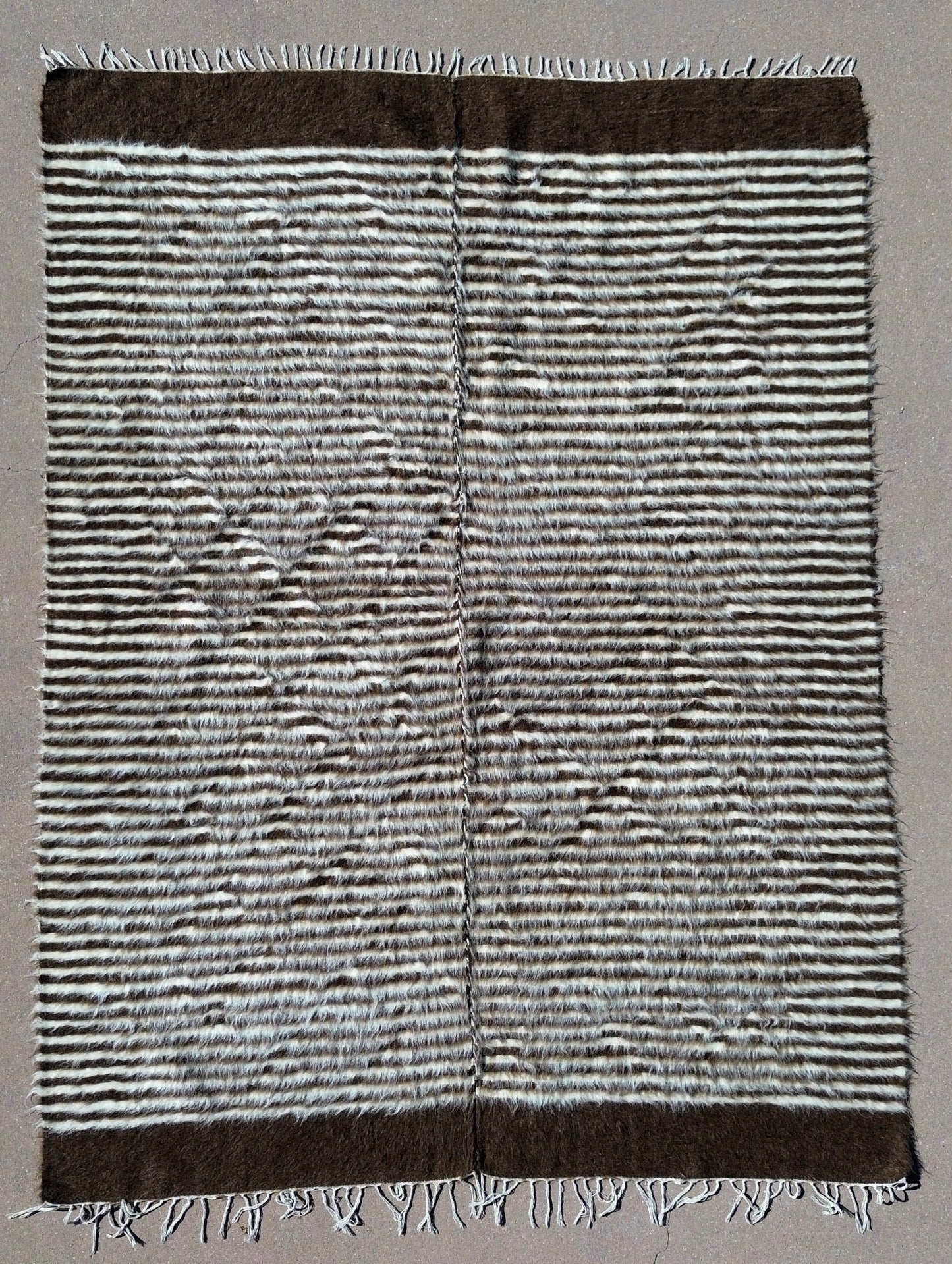 AORug#1285 size. 5.2 x 6.10