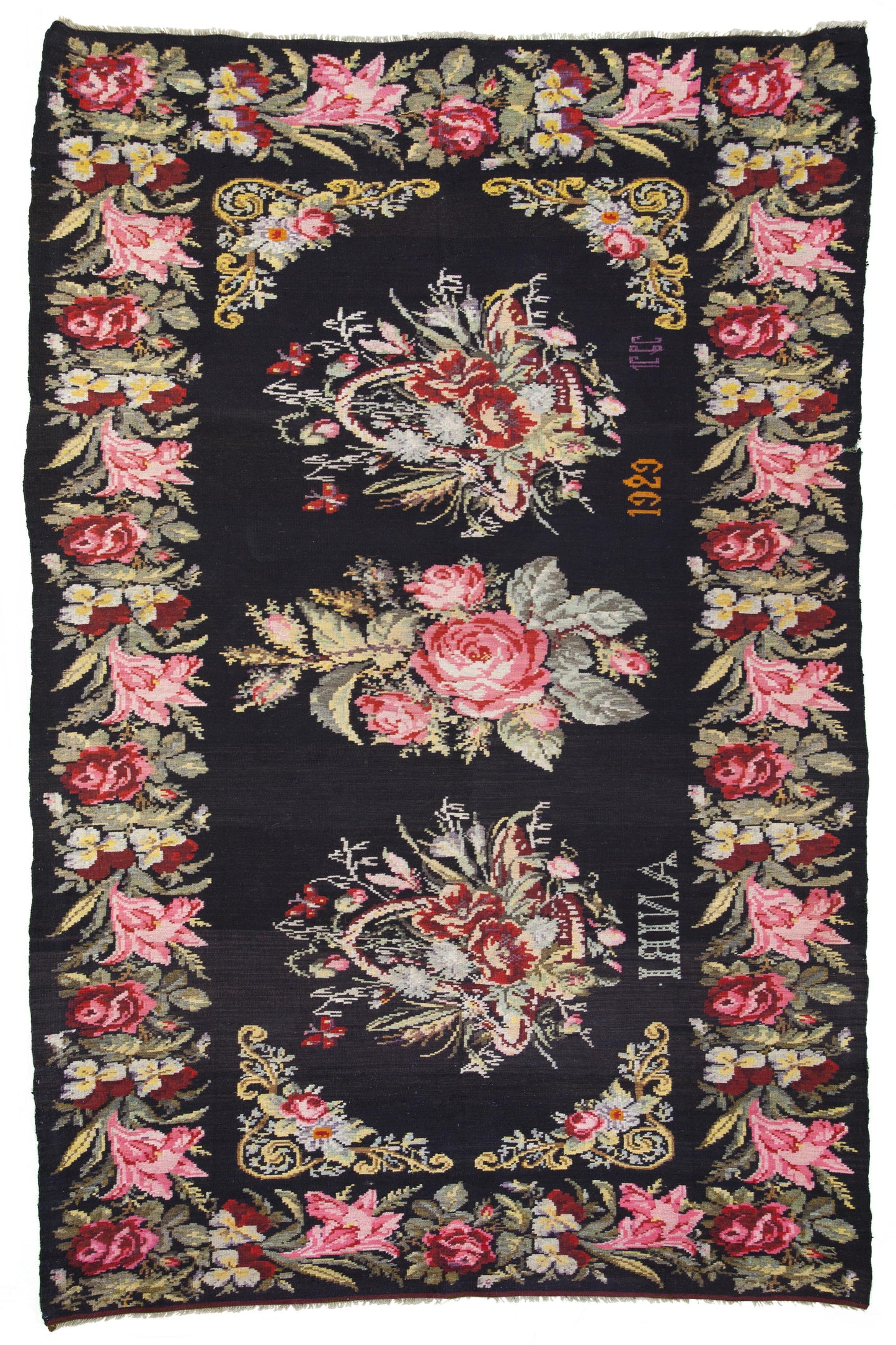 AORug#8904 size. 6' 04" x 12' 11"