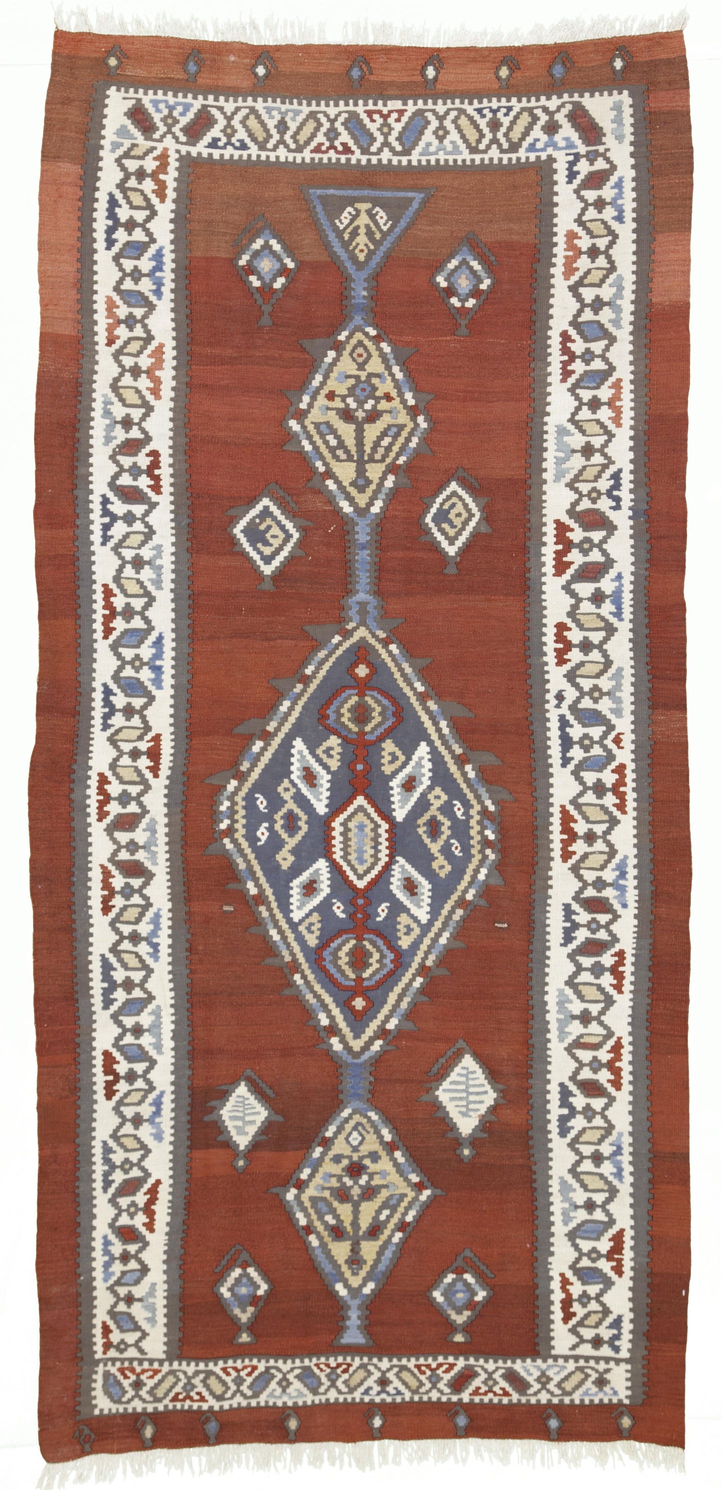 AORug#8313 size. 4' 00" x 8' 07"