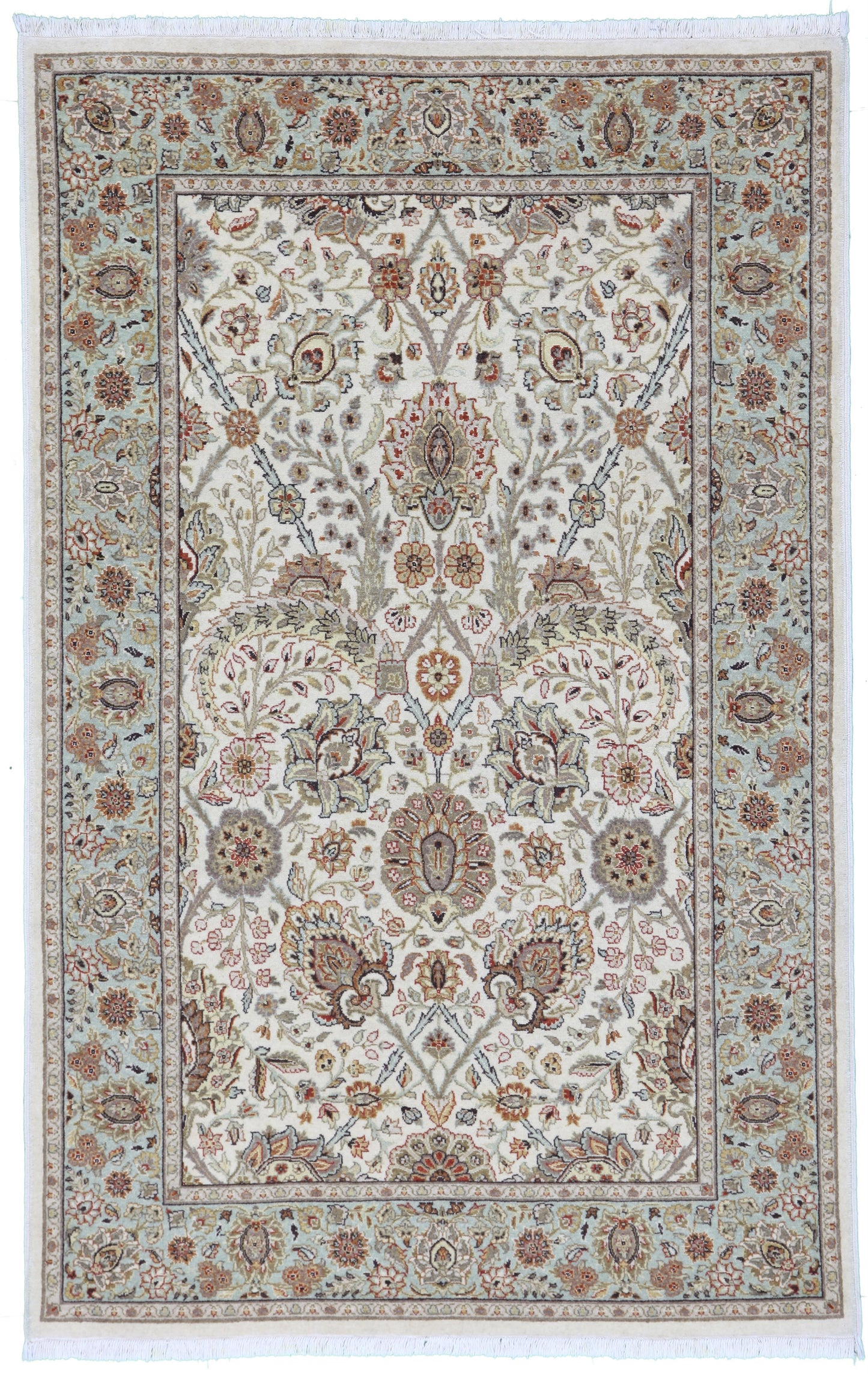 AORug#1392 size.4' 00" x 6' 02"