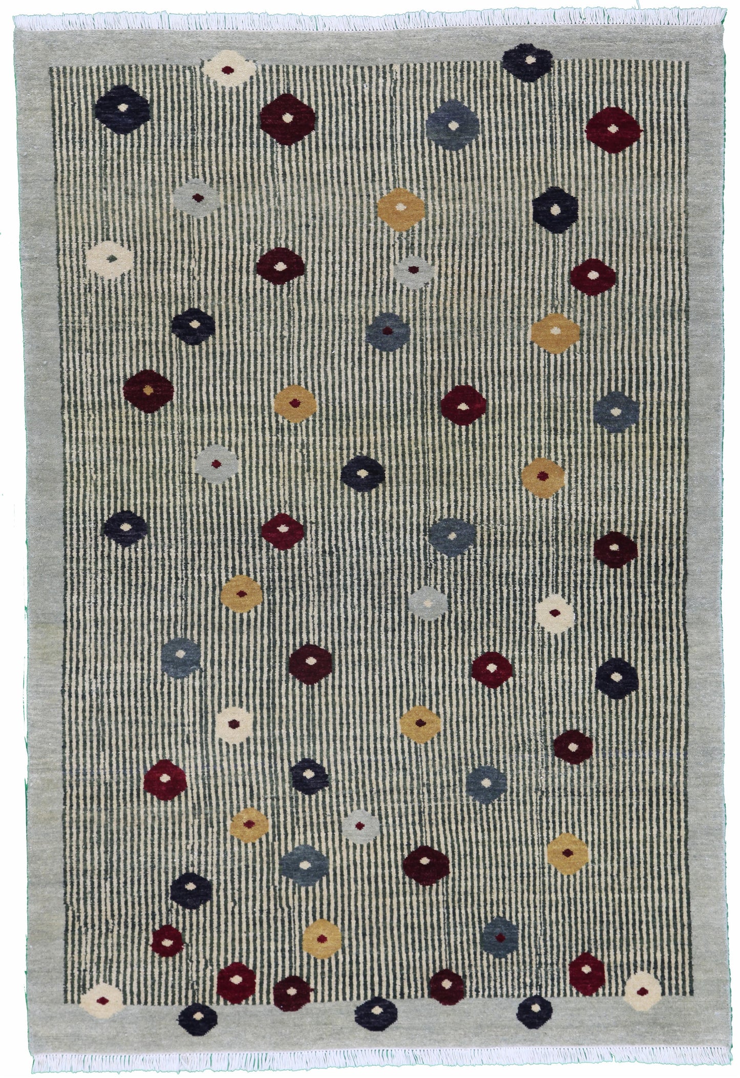 AORug#1377 size. 4' 01" x 6' 00"