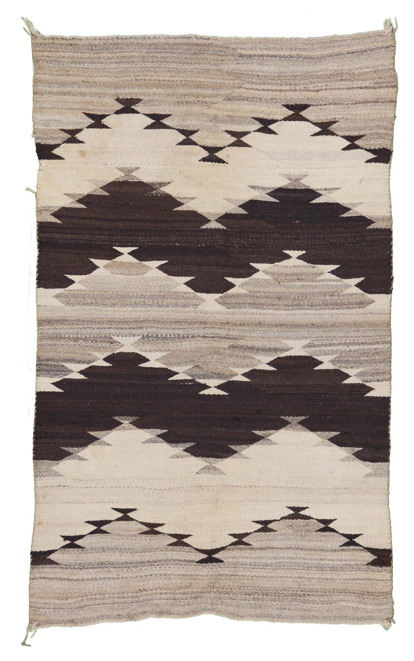 AORug#9835 size. 3' 05" x 5' 06"