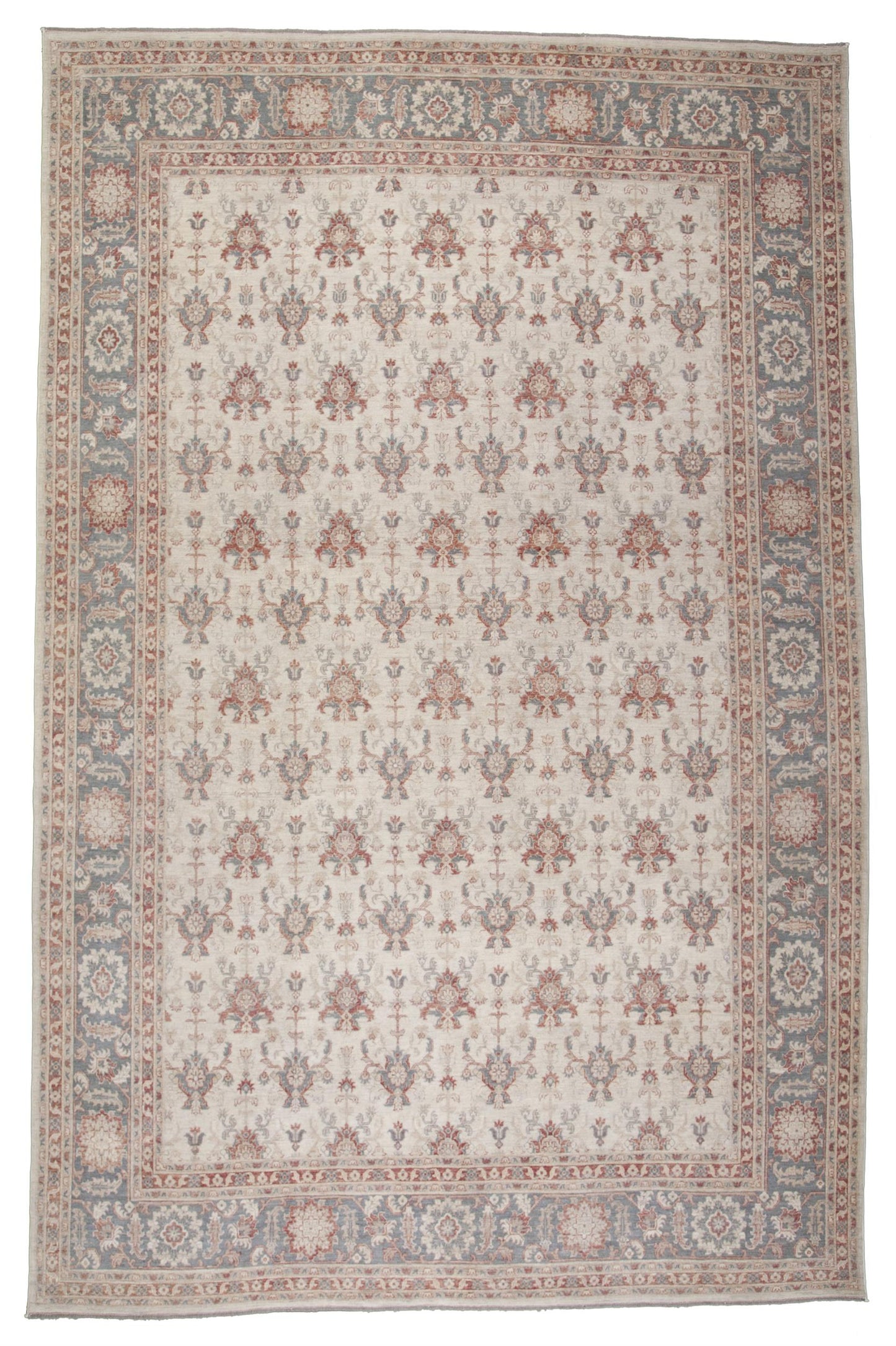 AORug#813 size.11' 09" x 16' 10"