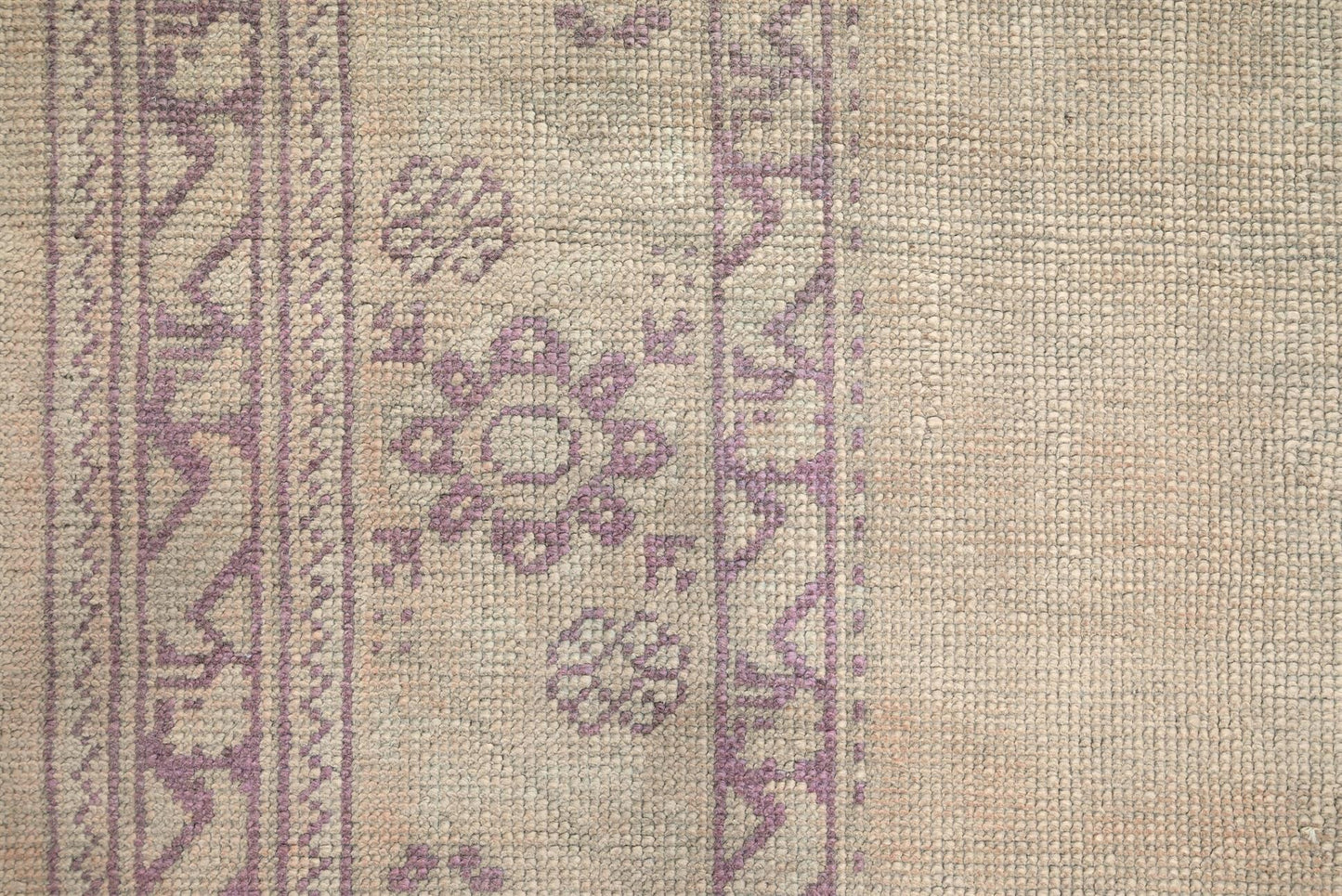 AORug#1906 size. 10' 02" x 12' 07"