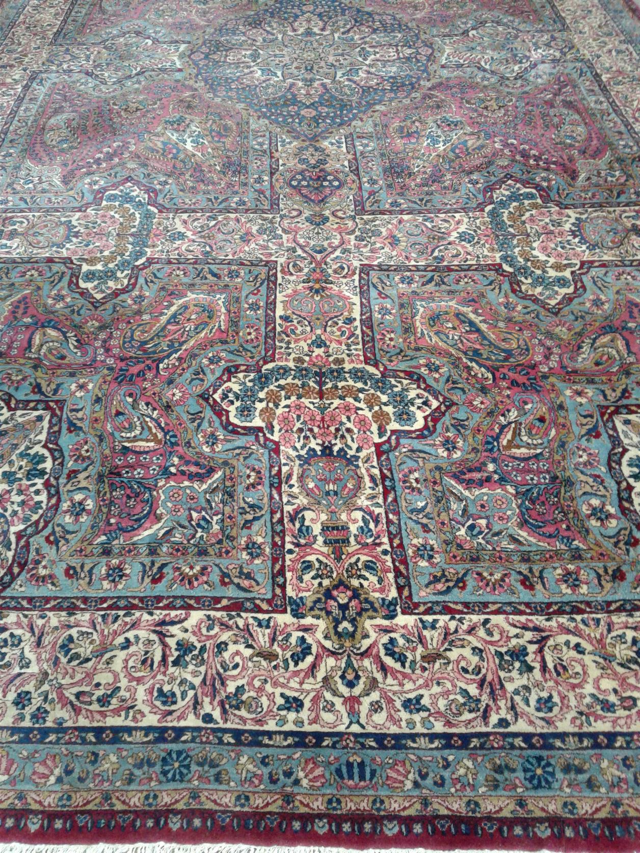 AORug#9139 size. 9' 04" x 18' 07"