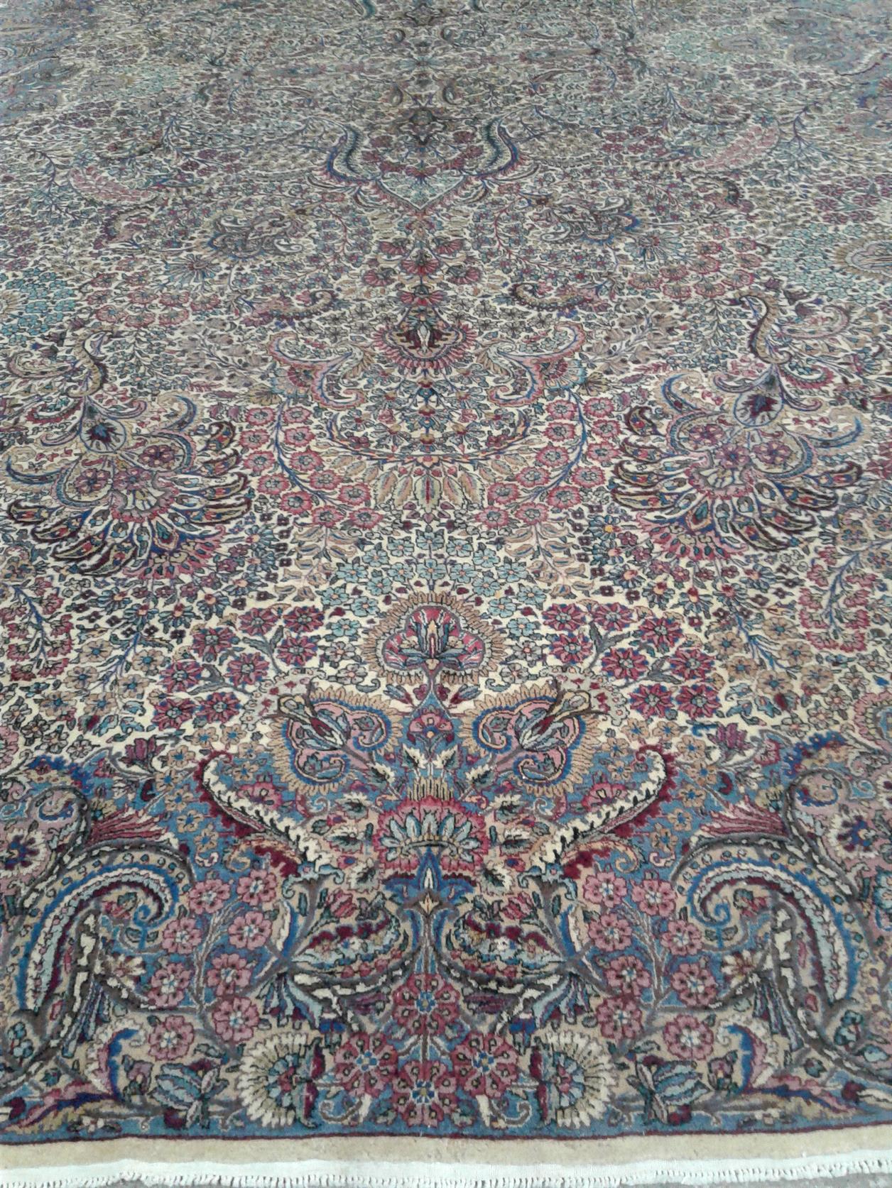 AORug#1462 size.10' 08" x 19' 05"