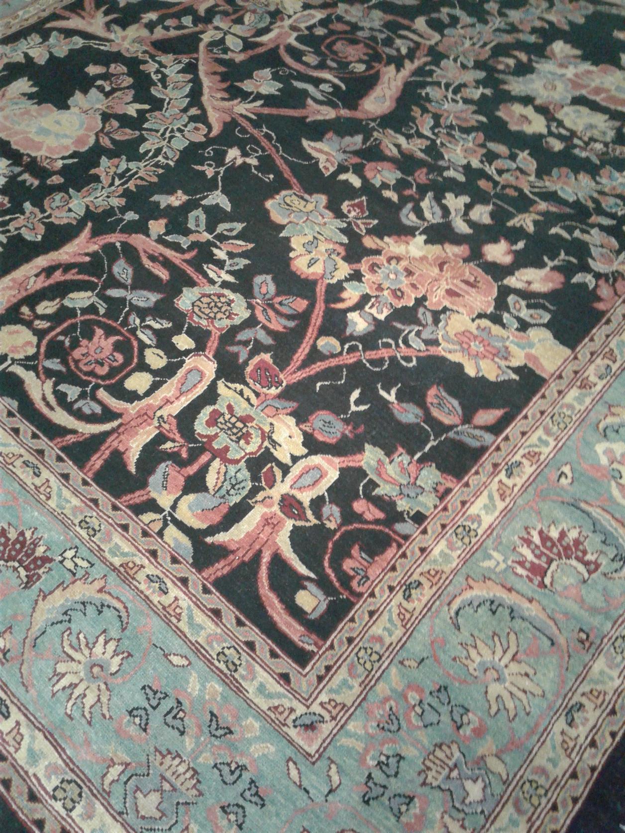 AORug#879 size. 8' 04" x 9' 04"