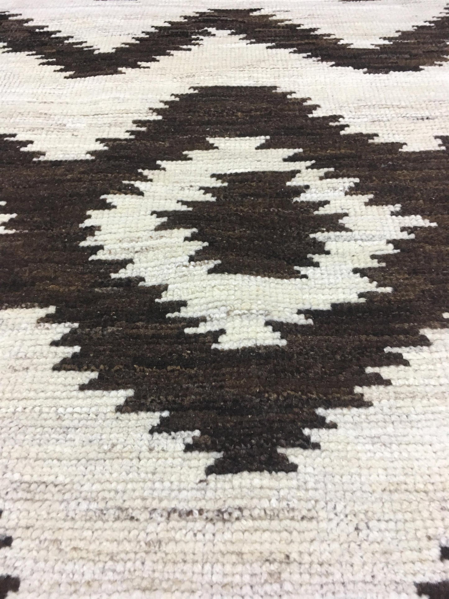 AORug#626 size.2'11"x4'11"