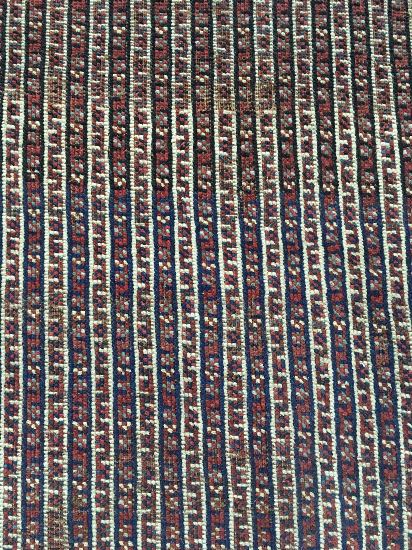 AORug#12933 size. 6' 01" x 12' 01"