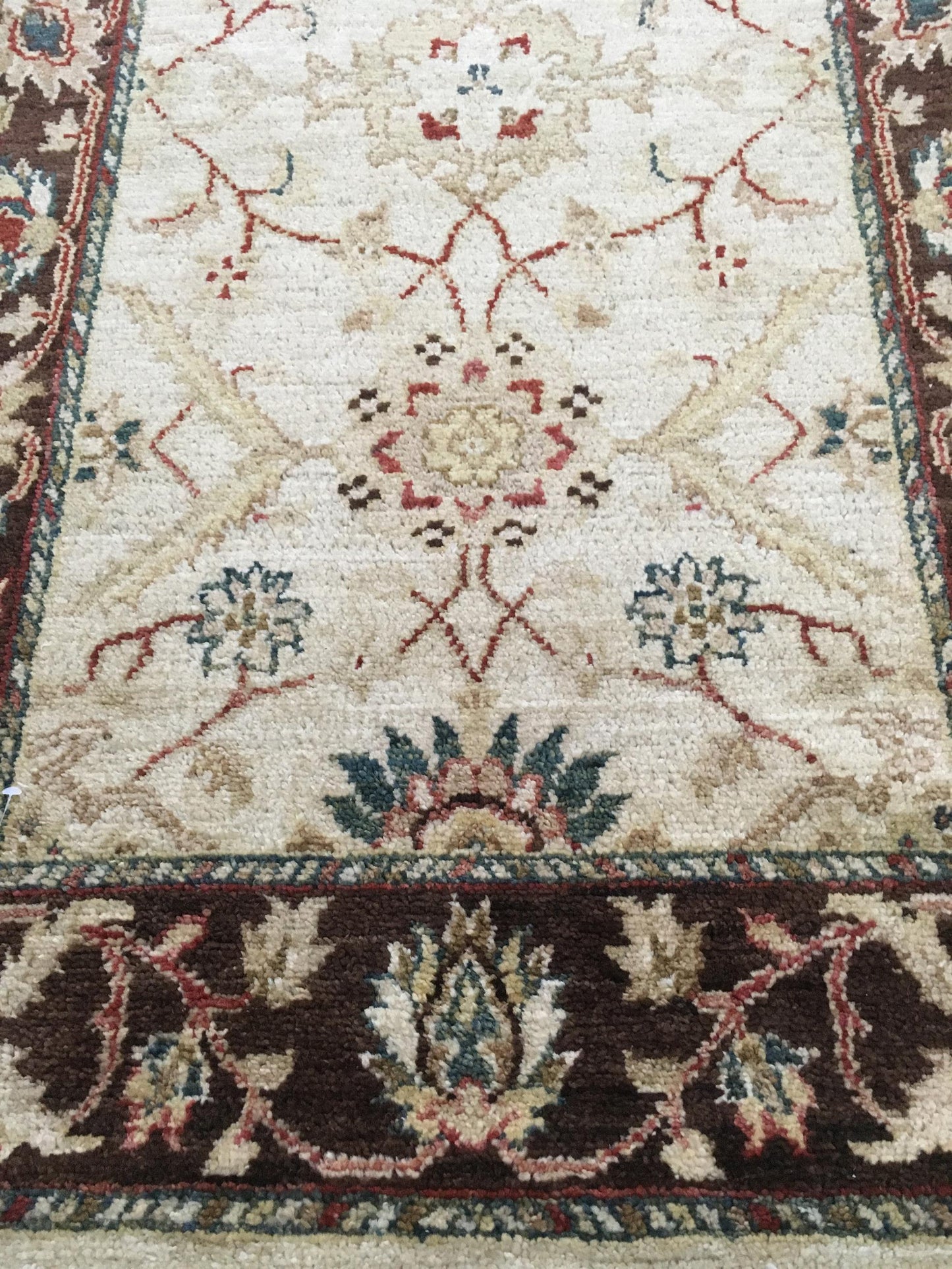 AORug#1414 size.2' 08" x 10' 08"