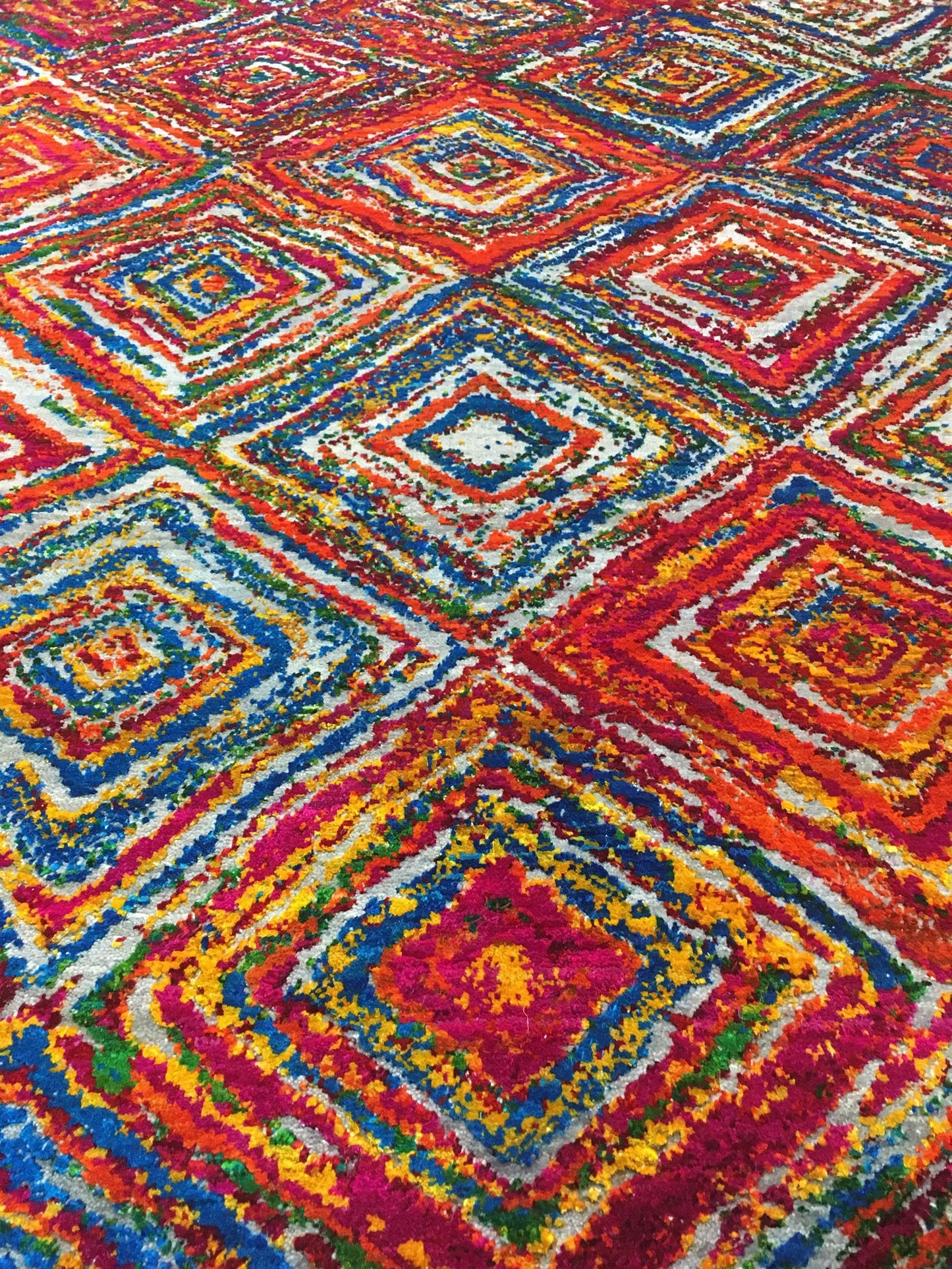 AORug#12586 size. 7' 09" x 9' 11"