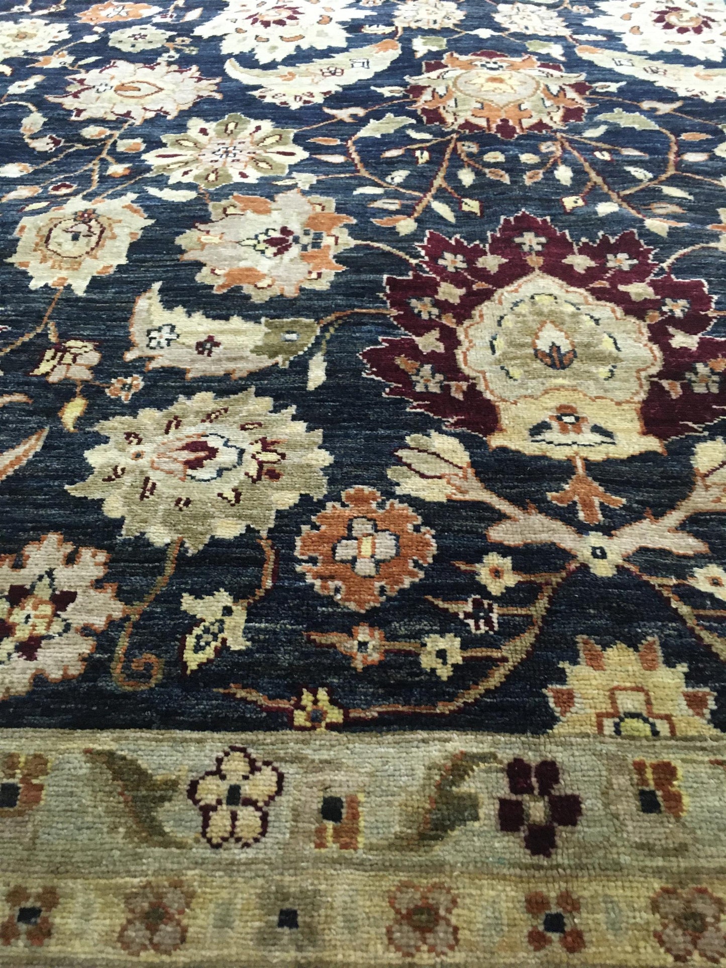 AORug#1383 size. 9' 01" x 12' 02"