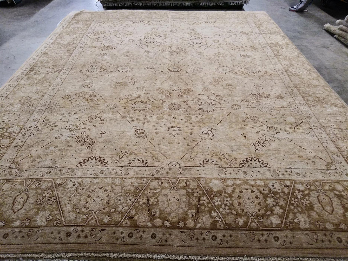 AORug#883 size.8' 03" x 9' 11"