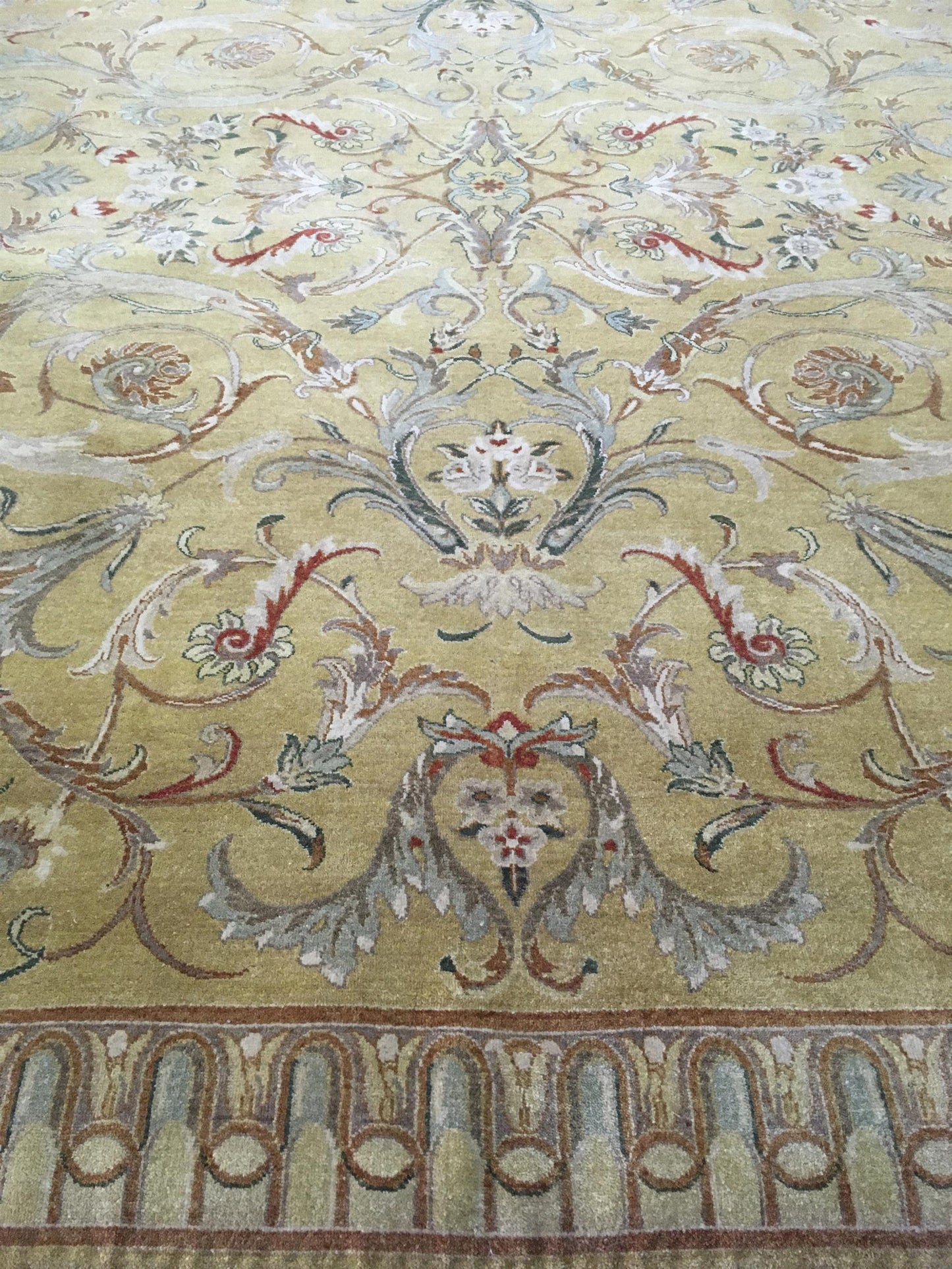 AORug#859 size. 8' 01" x 10' 00"