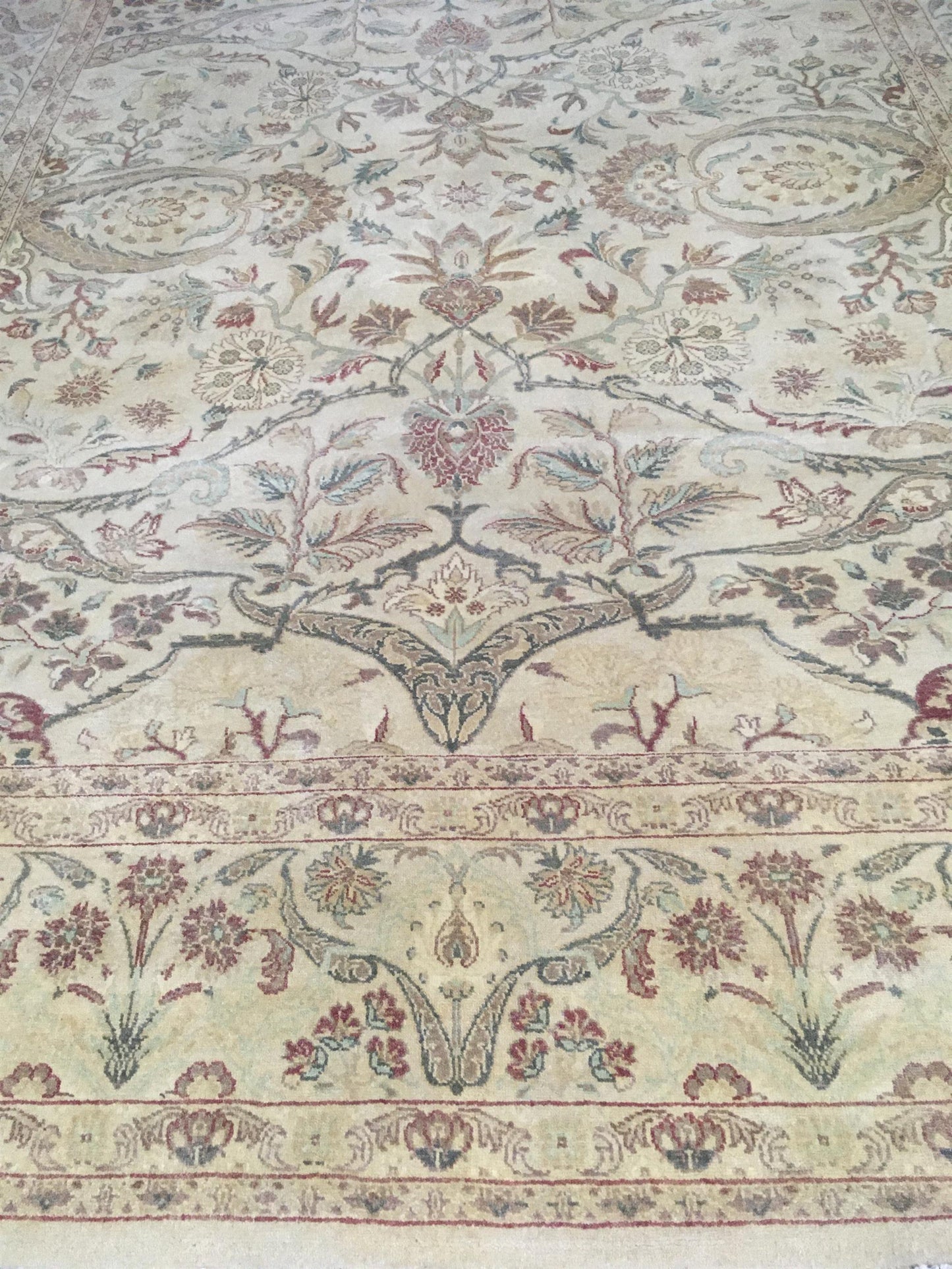 AORug#1220 size.8' 01" x 9' 11"