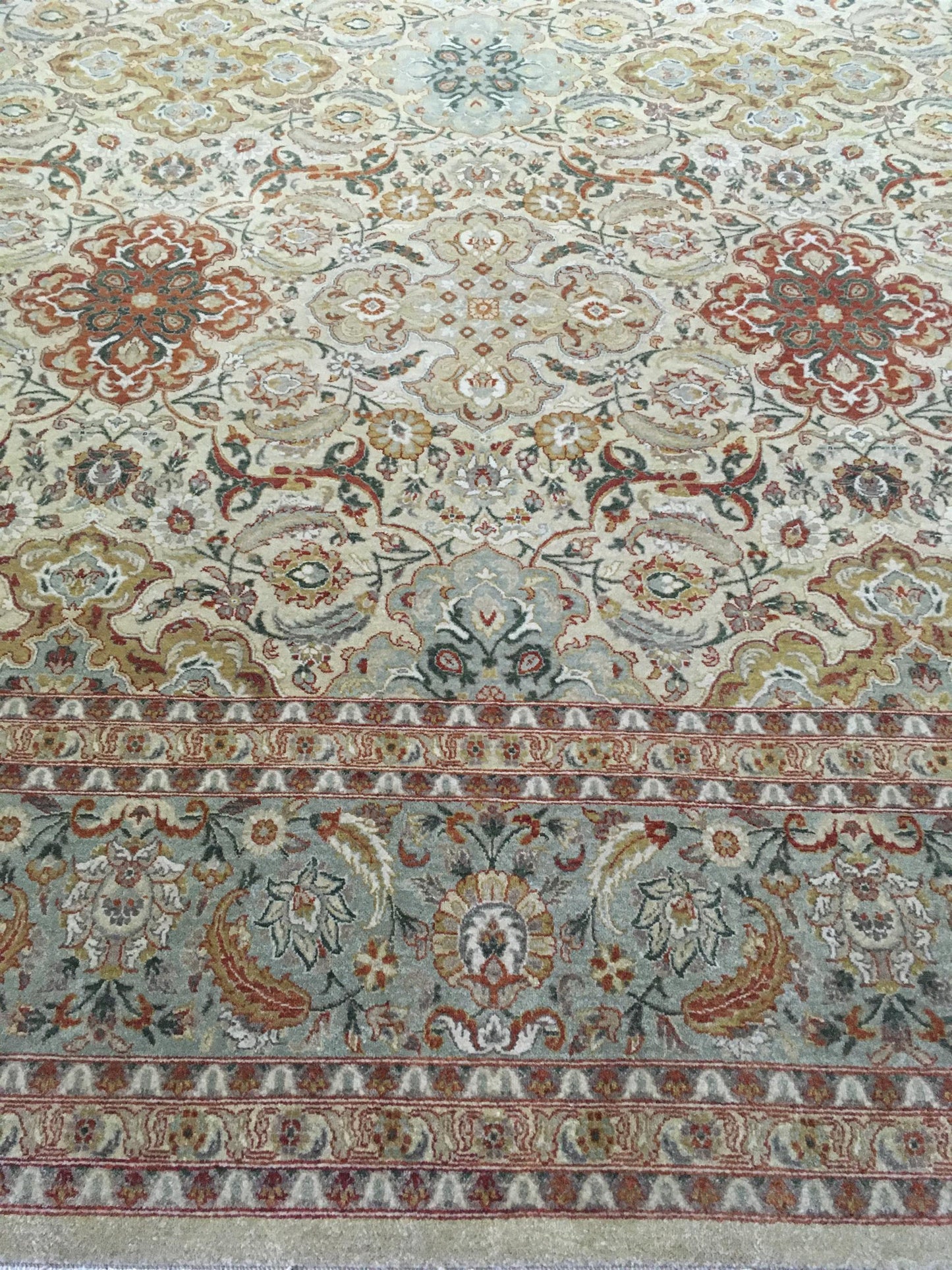 AORug#872 size.8' 02" x 9' 11"