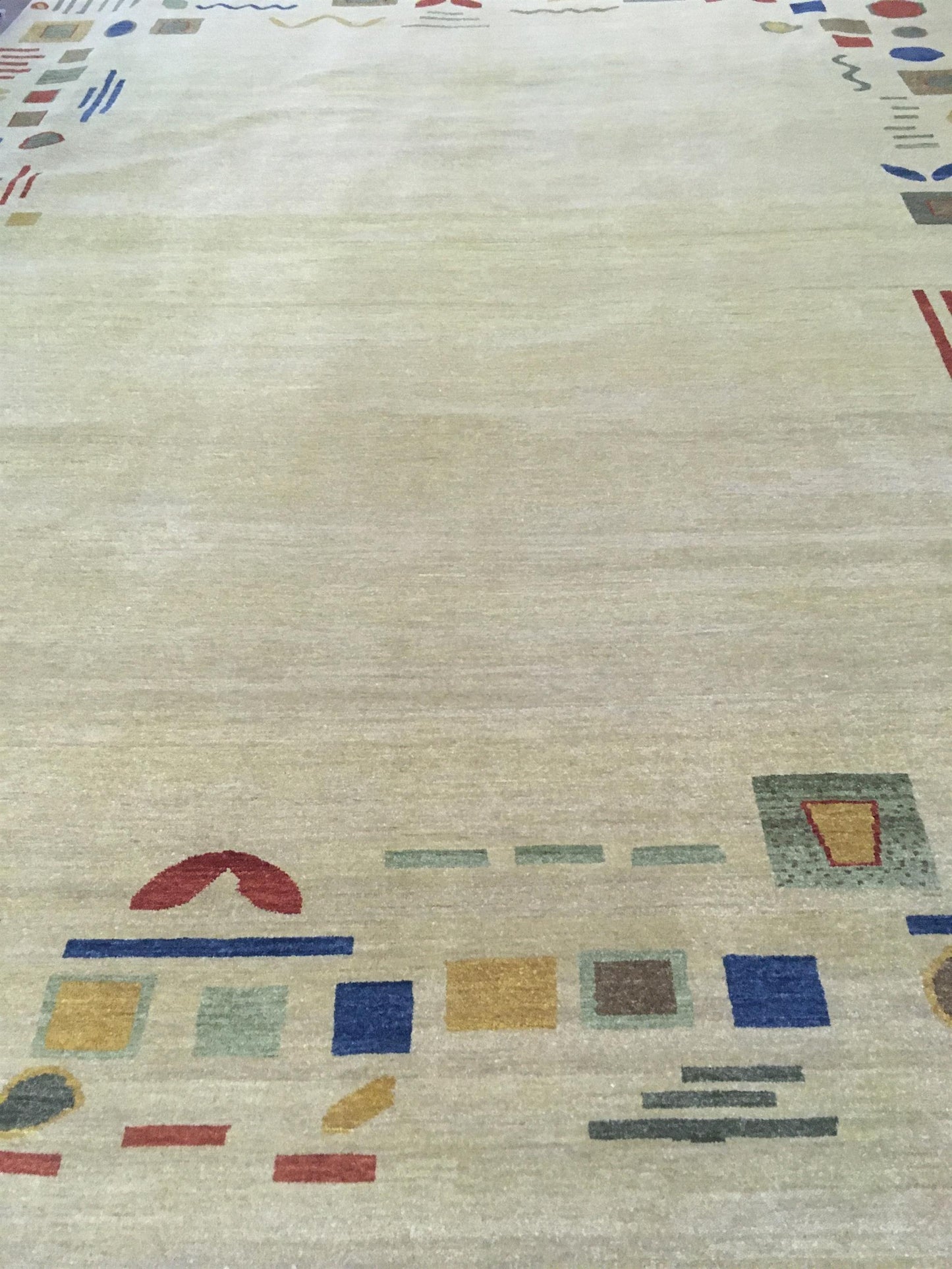 AORug#906 size.9' 02" x 12' 00"
