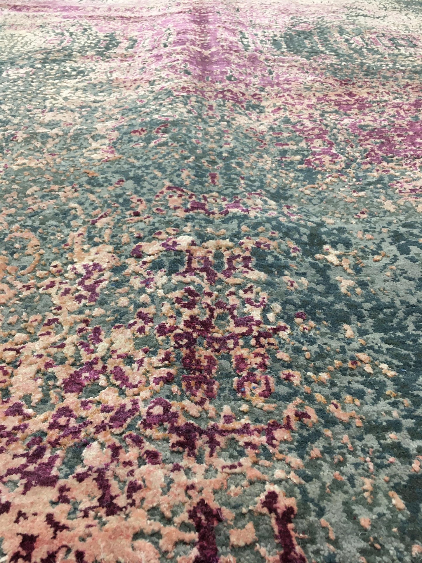 AORug#9411 size. 8' 00" x 10' 01"