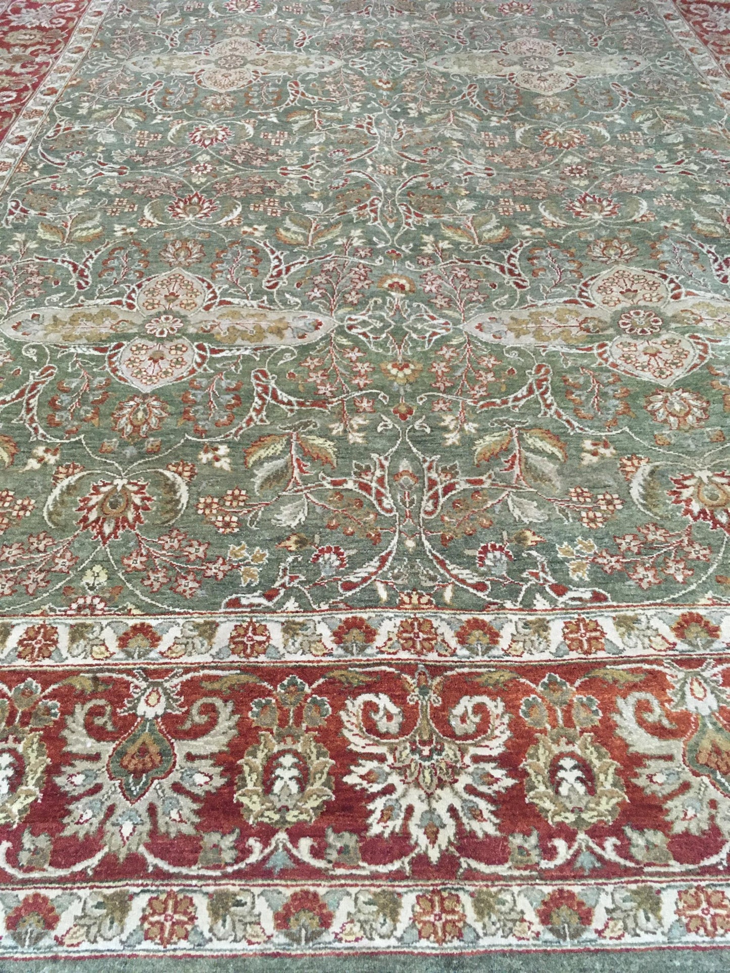 AORug#858 size. 8' 00" x 10' 05"