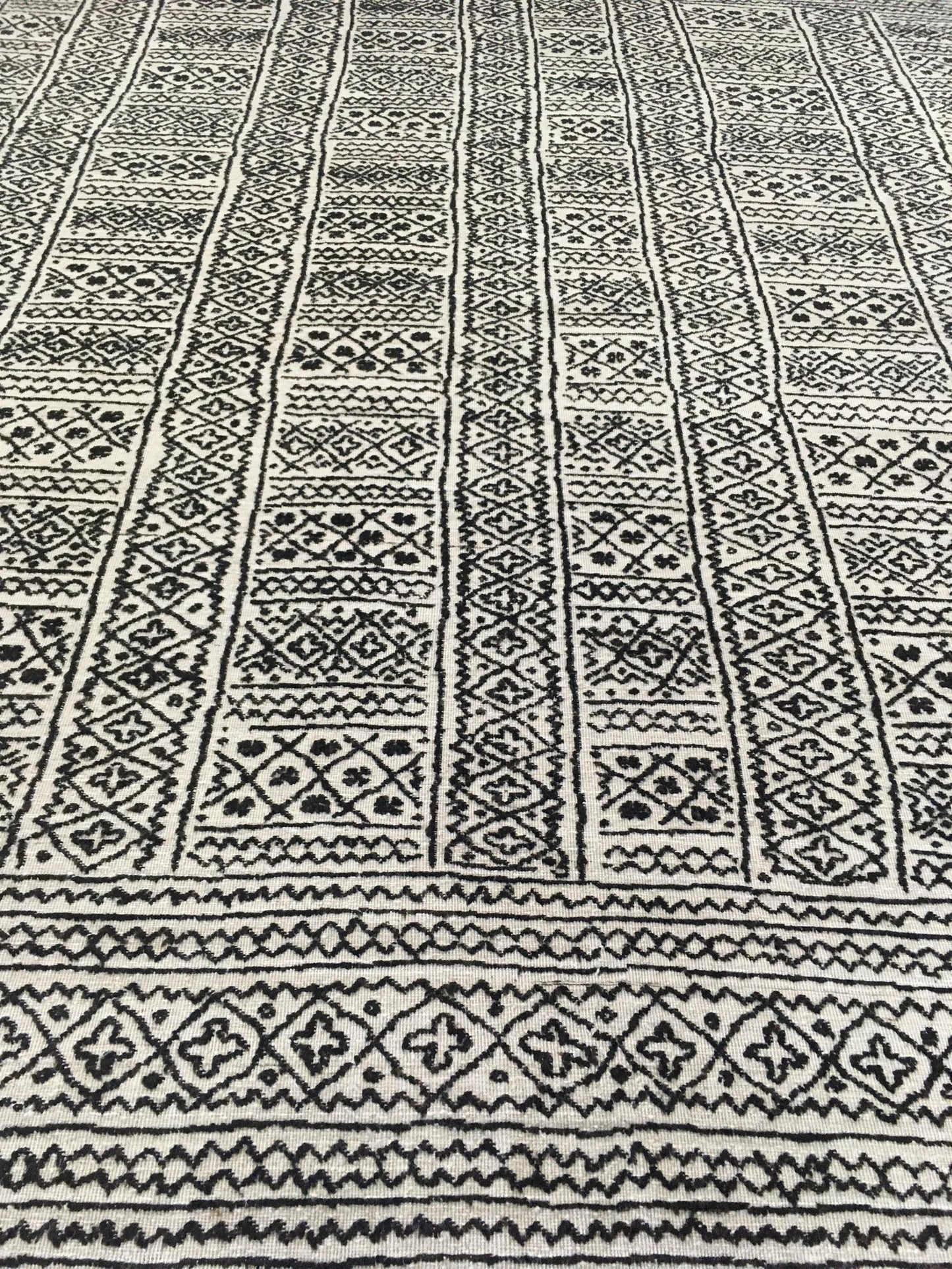 AORug#16502 size. 9'0" X 12'0"