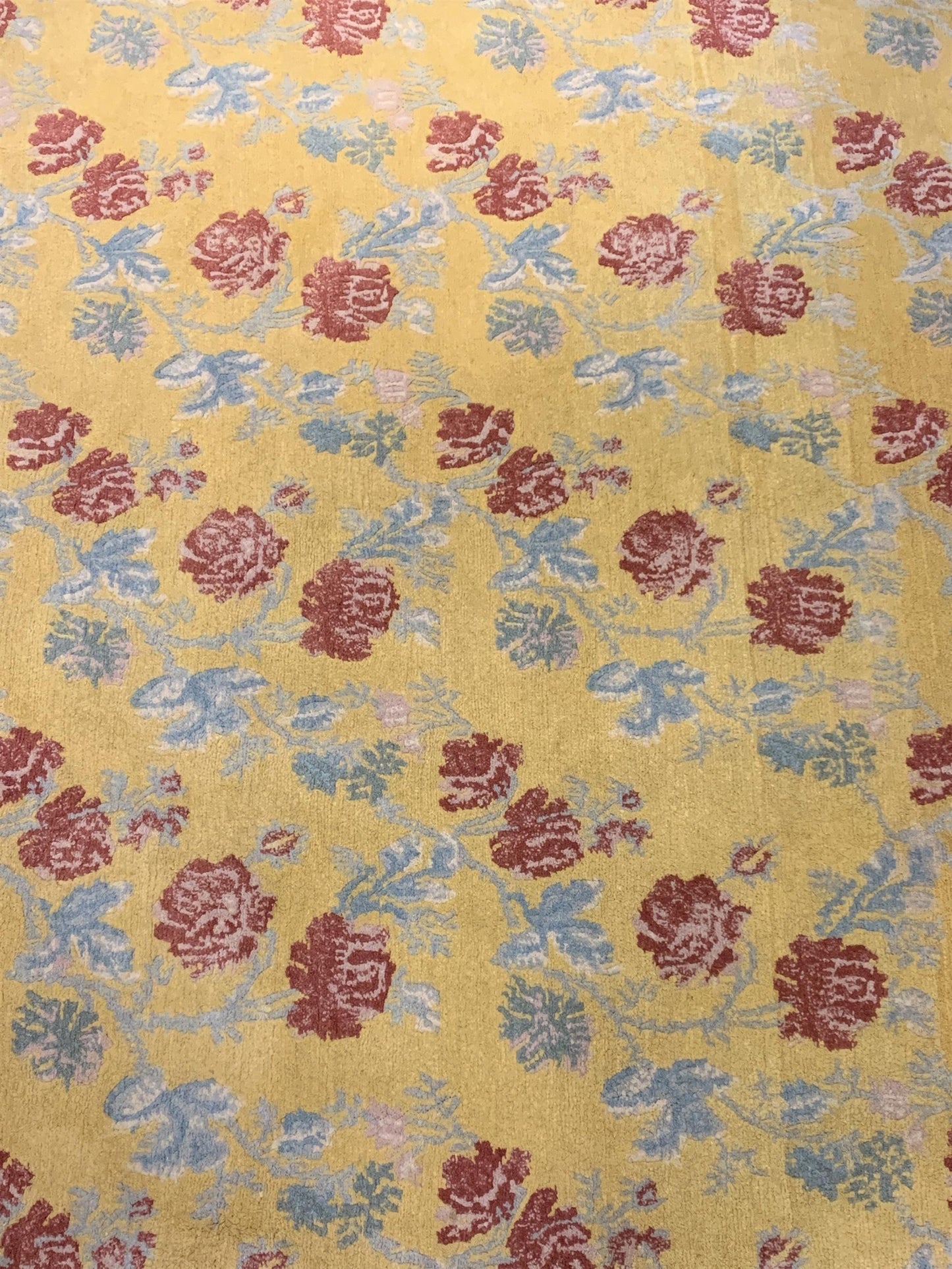 AORug#1407 size.4' 00" x 4' 01"