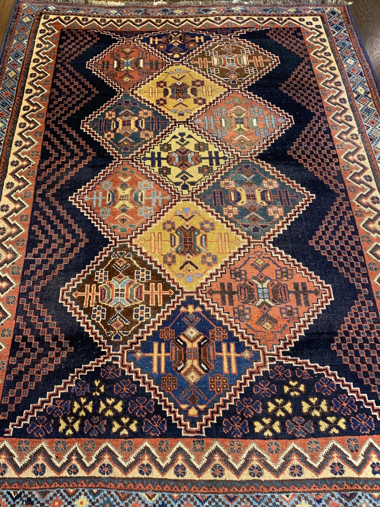 AORug#7687 size. 4' 10" x 6' 10"