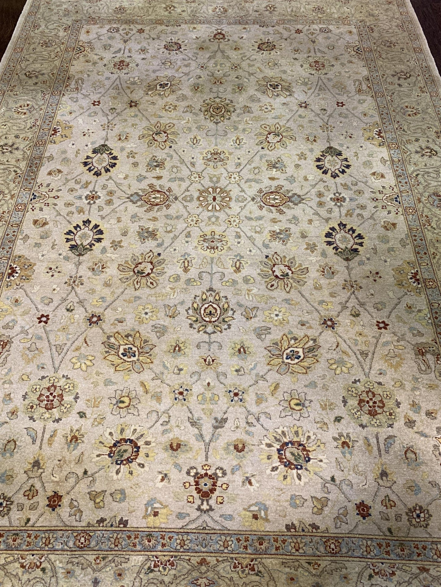 AORug#839 size. 6' 01" x 9' 00"
