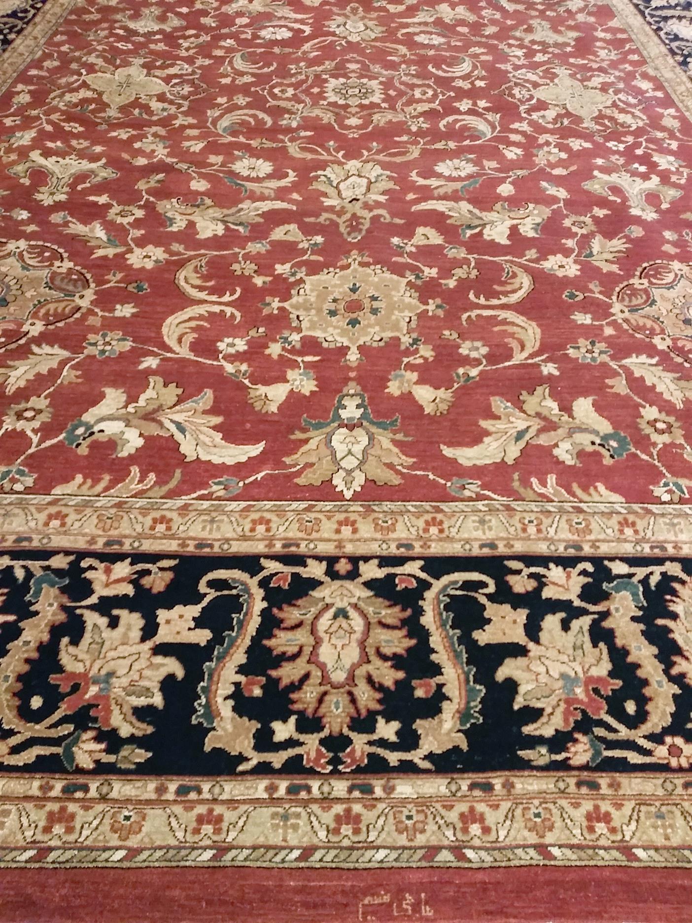 AORug#1370 size. 9' 11" x 13' 04"