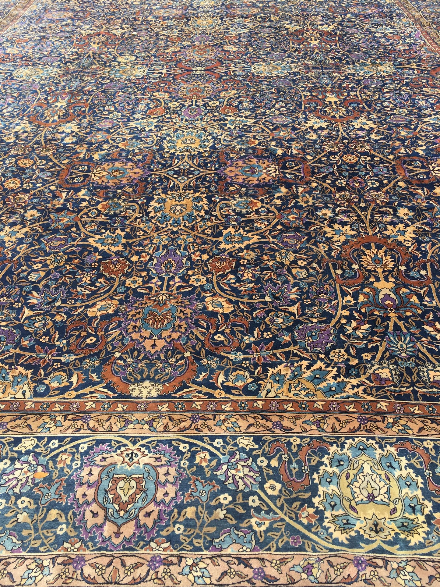 AORug#13656 size. 14' 10" x 19' 11"