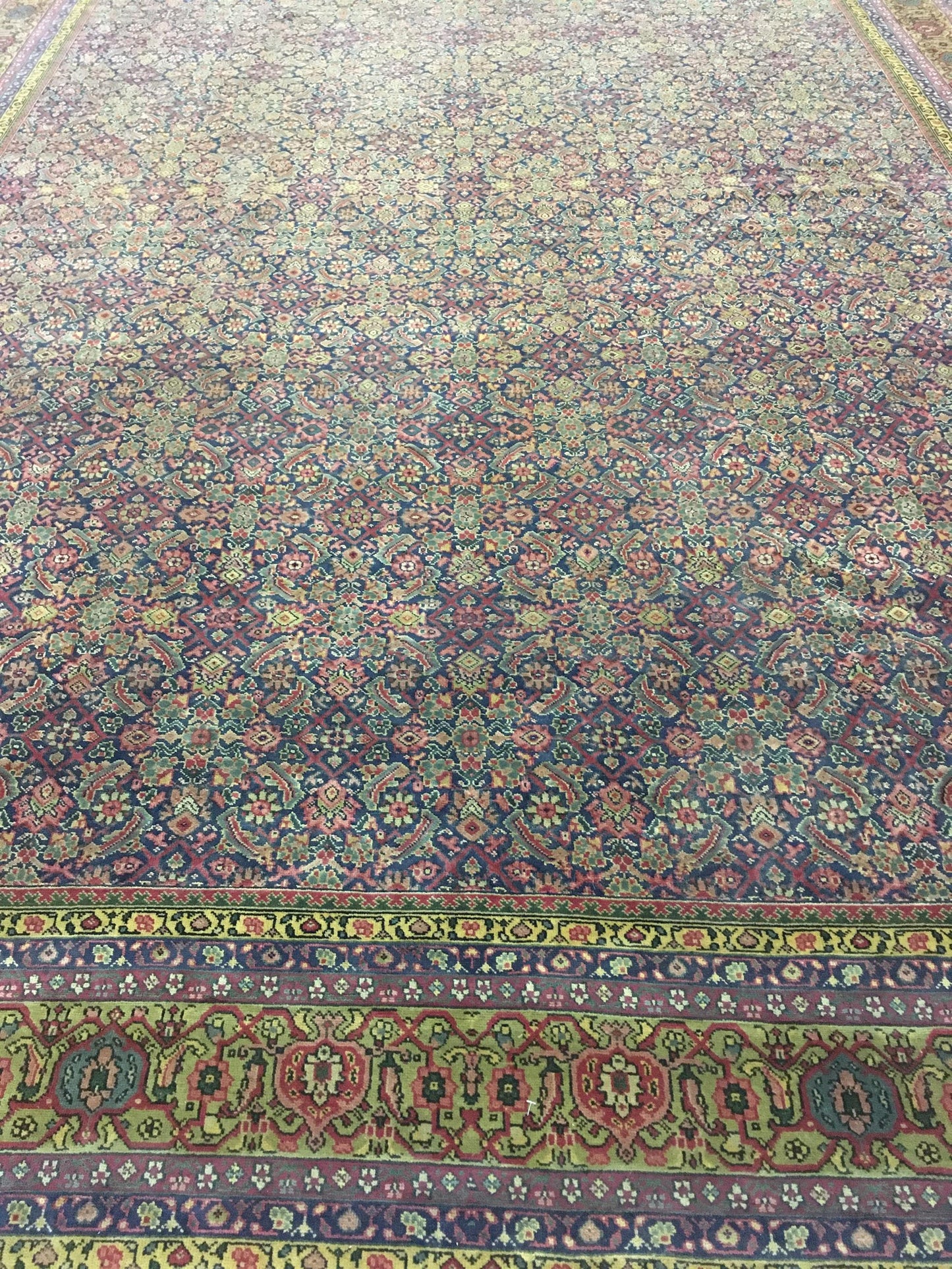 AORug#8230 size. 11' 00" x 13' 04"