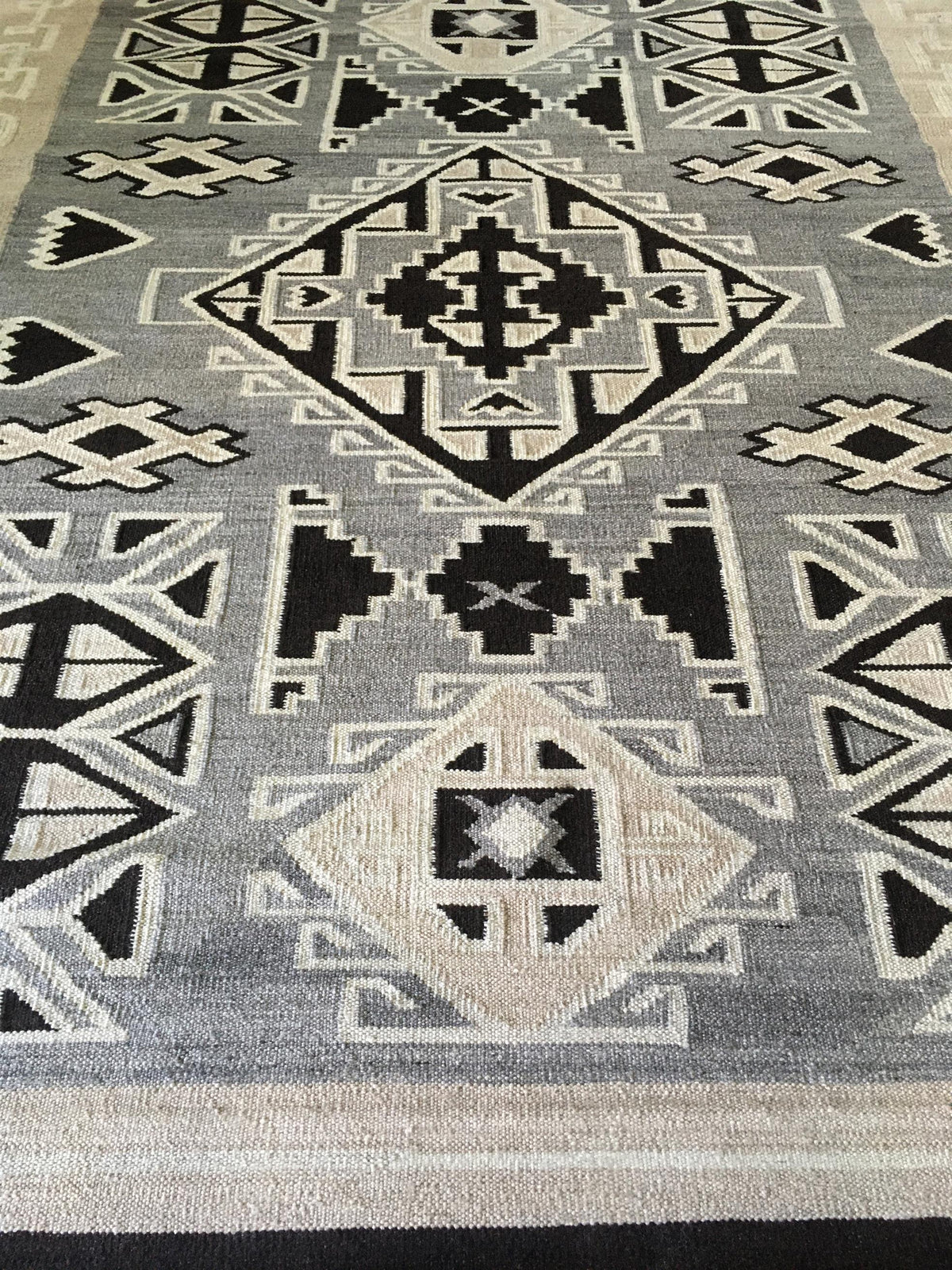 AORug#13142 size. 8'0" X 10'0"