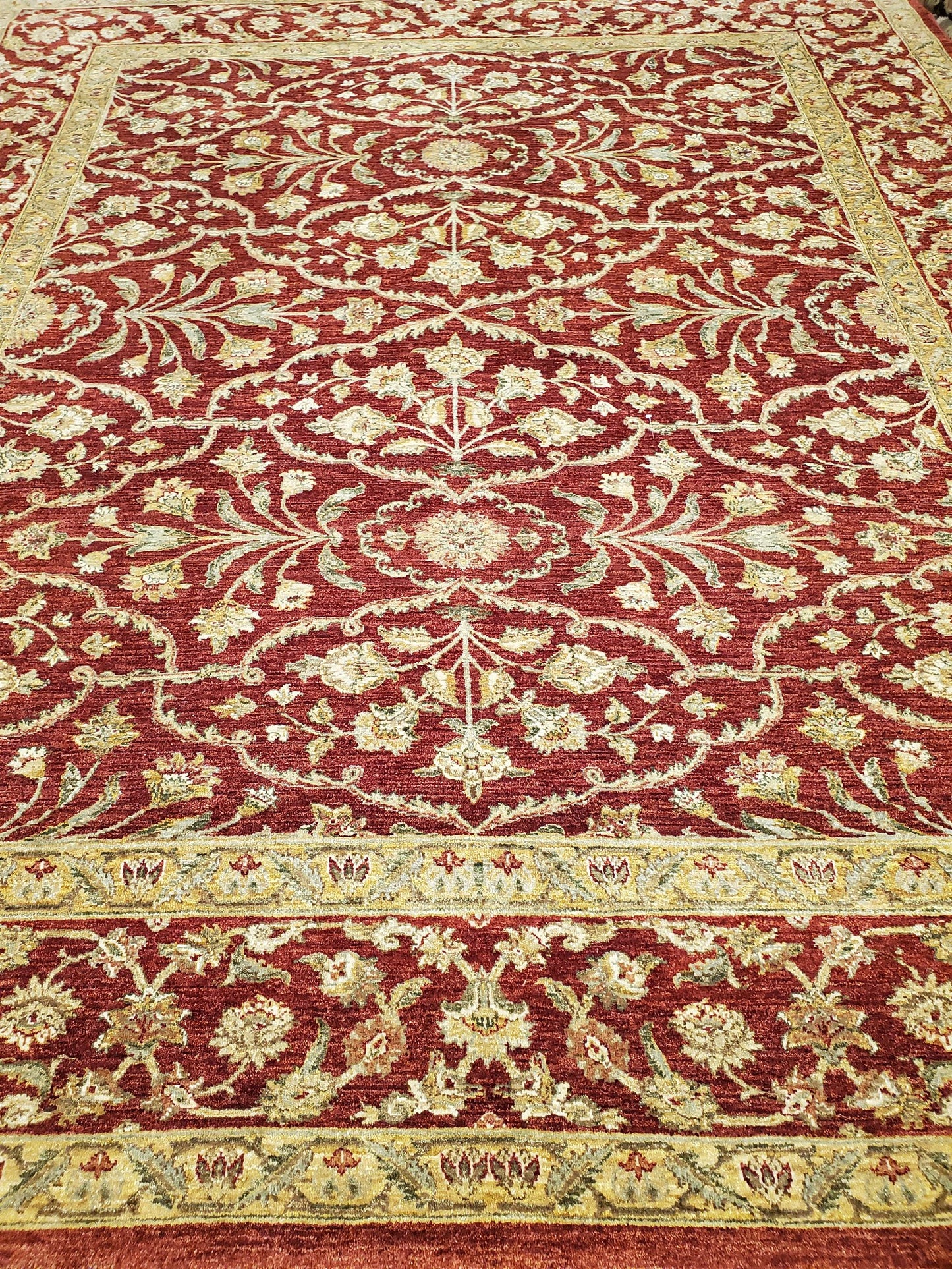 AORug#857 size. 8' 00" x 9' 07"