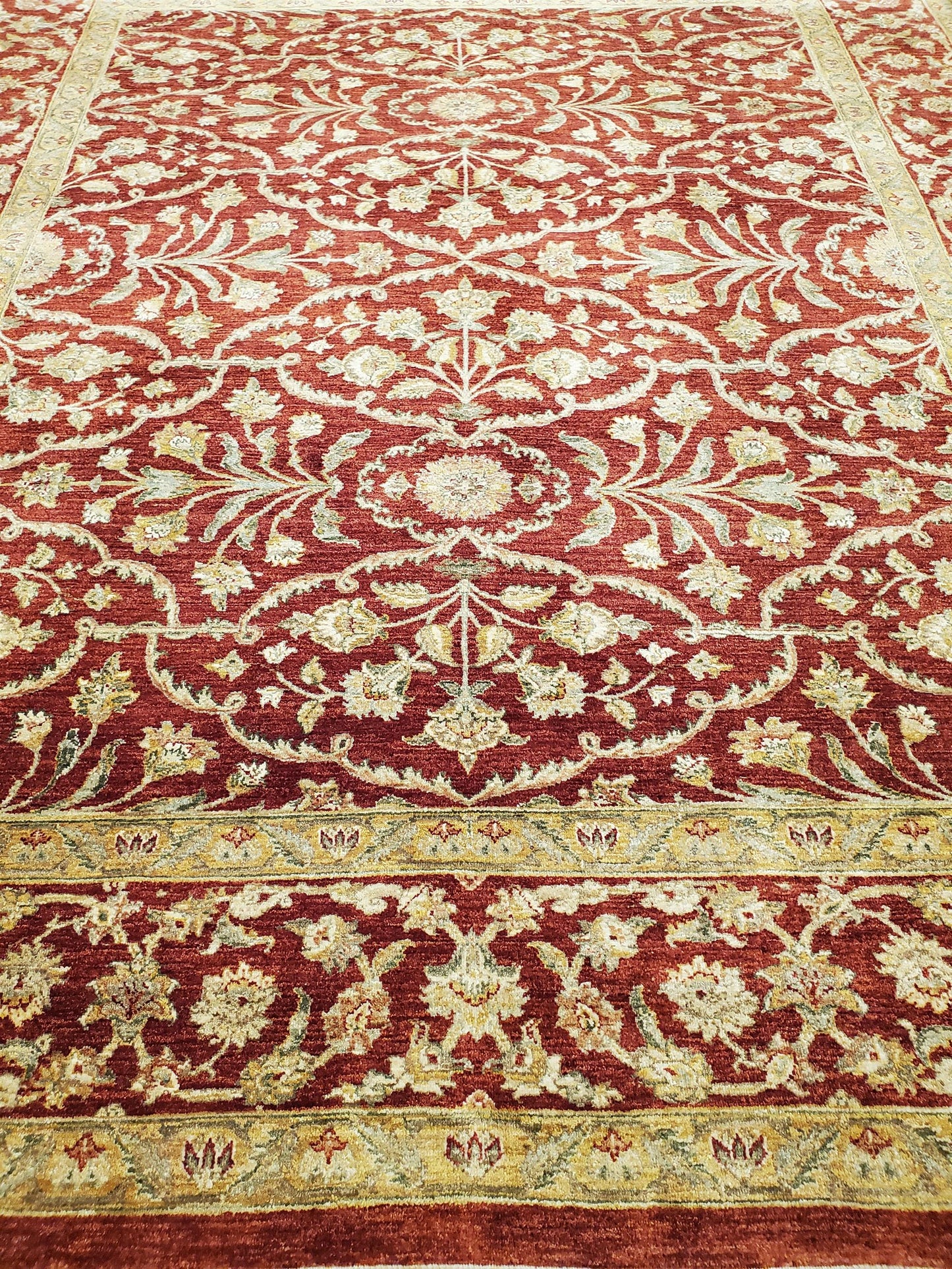 AORug#857 size. 8' 00" x 9' 07"