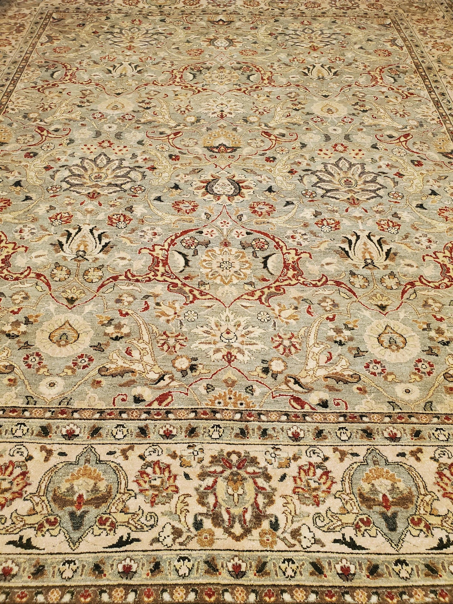 AORug#856 size.8' 00" x 9' 06"