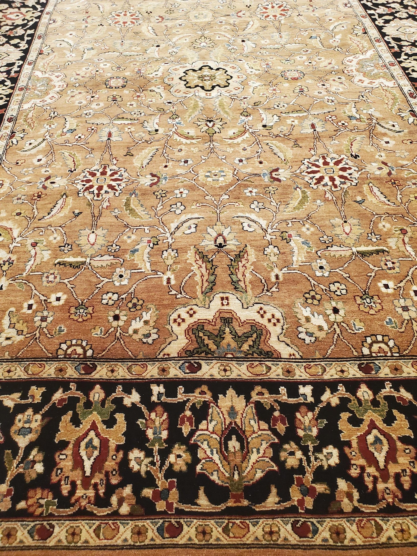 AORug#1146 size.6' 09" x 8' 10"