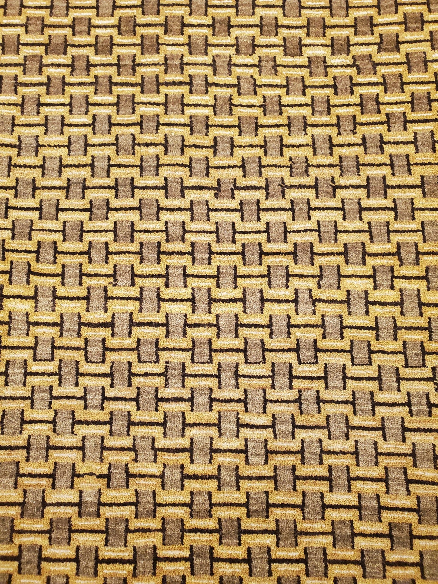 AORug#902 size.6' 02" x 8' 11"