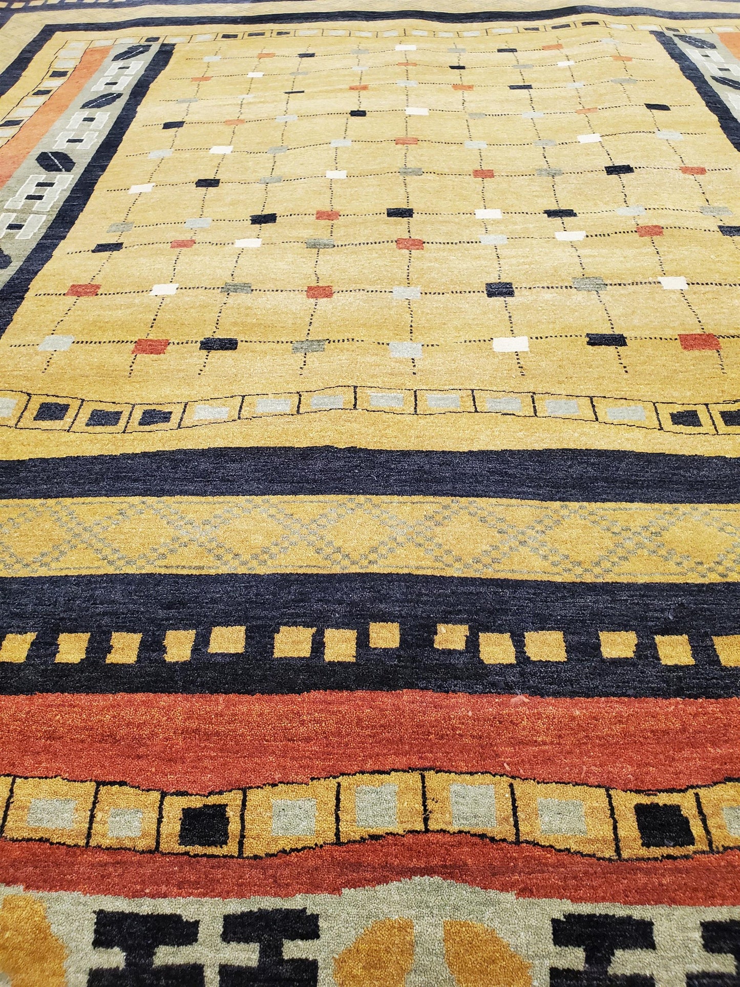 AORug#907 size.8' 04" x 10' 04"