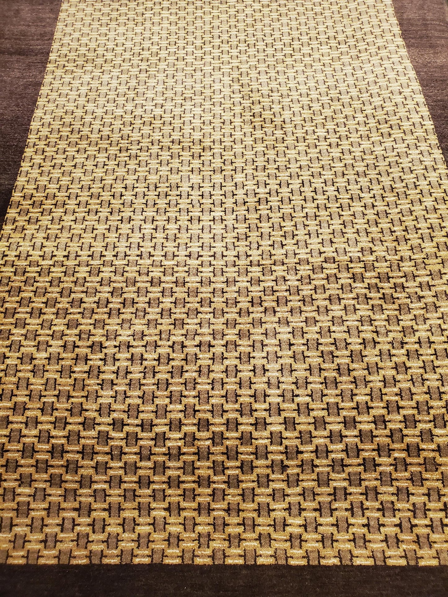 AORug#1129 size.5' 04" x 8' 00"