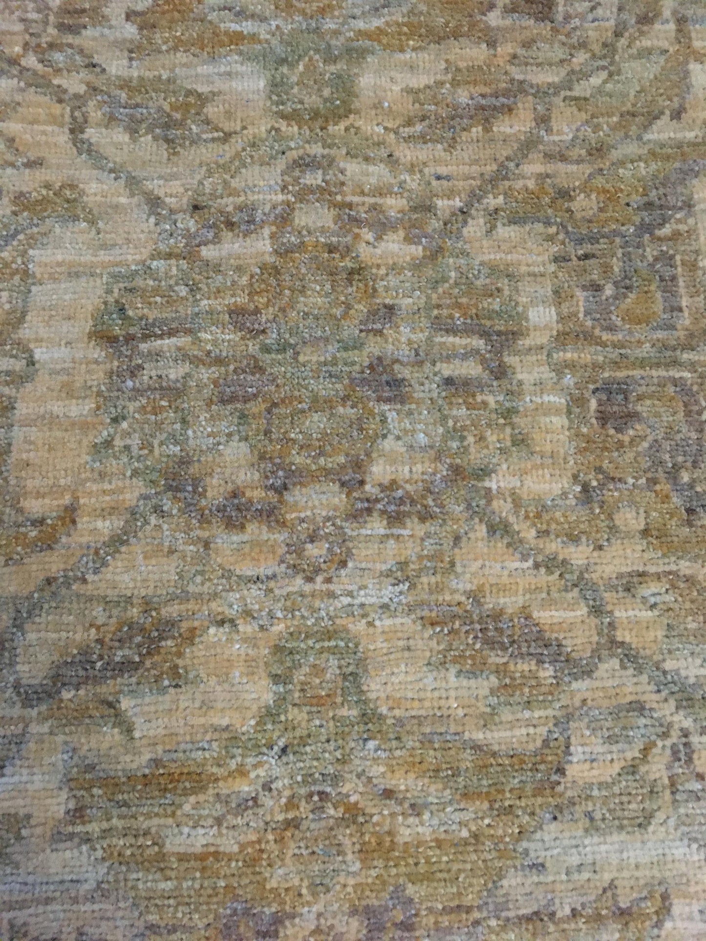 AORug#1418 size.4' 11" x 6' 08"