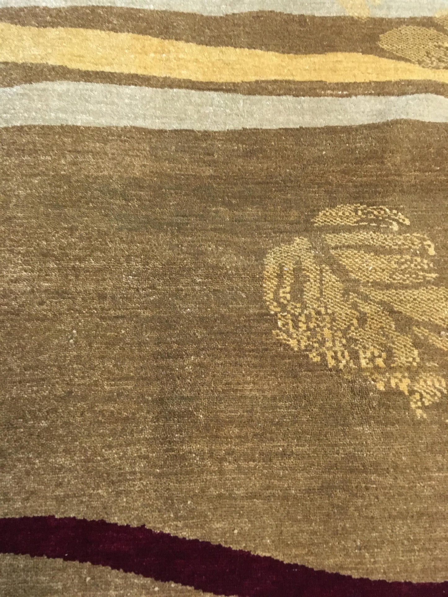 AORug#1065 size.4' 03" x 6' 01"