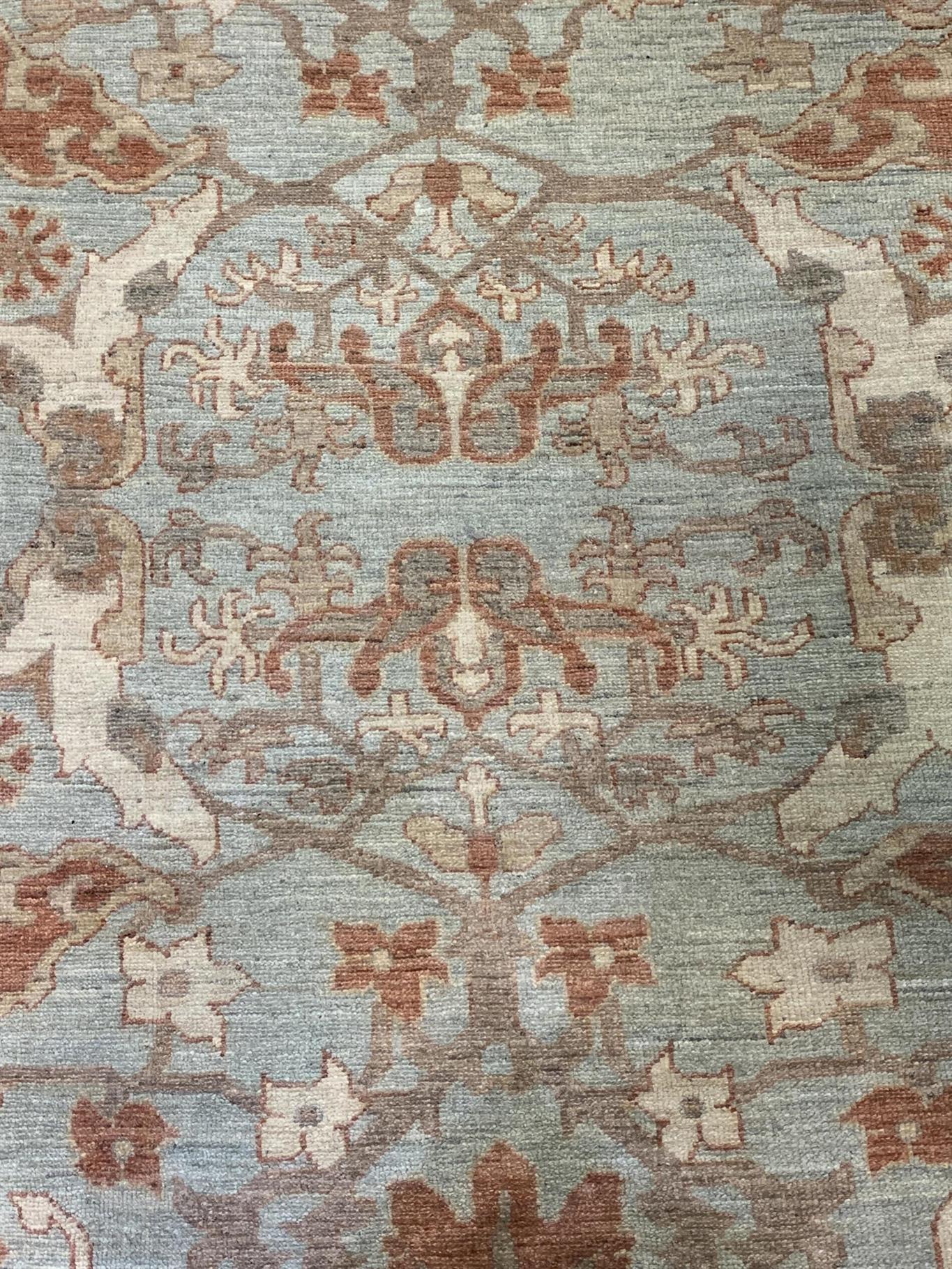 AORug#951 size.11' 07" x 15' 00"