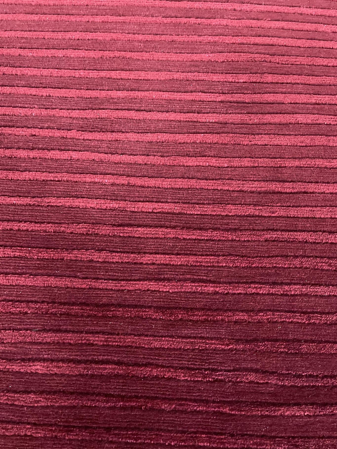 AORug#15308 size. 7' 05" x 10' 07"