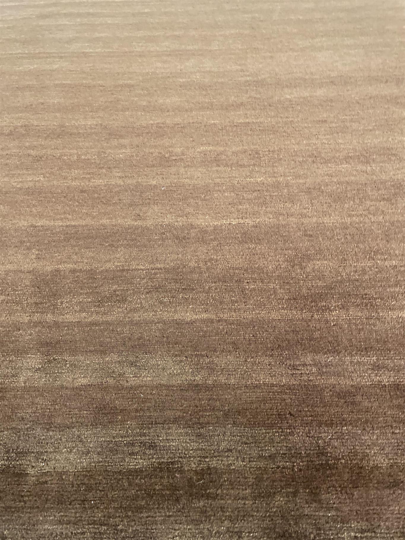 AORug#15318 size. 9' 00" x 9' 04"