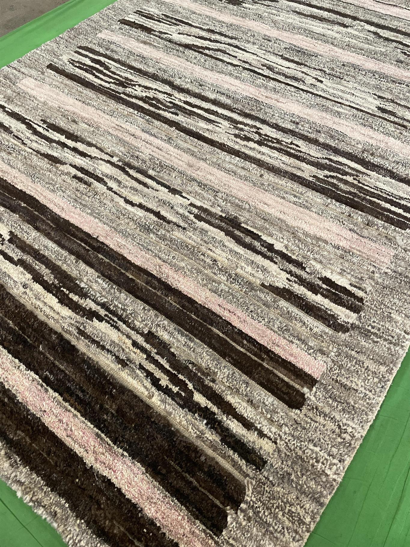 AORug#609 size.6'x9'