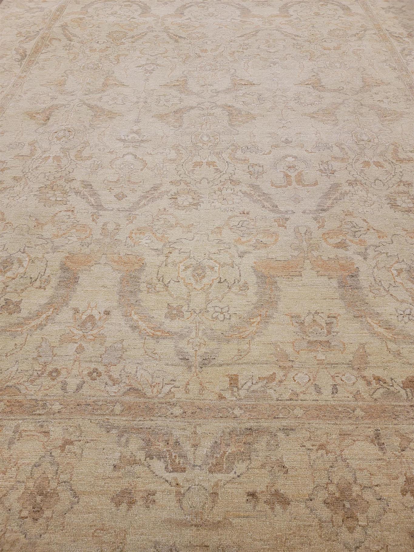 AORug#1386 size. 8' 10" x 12' 00"