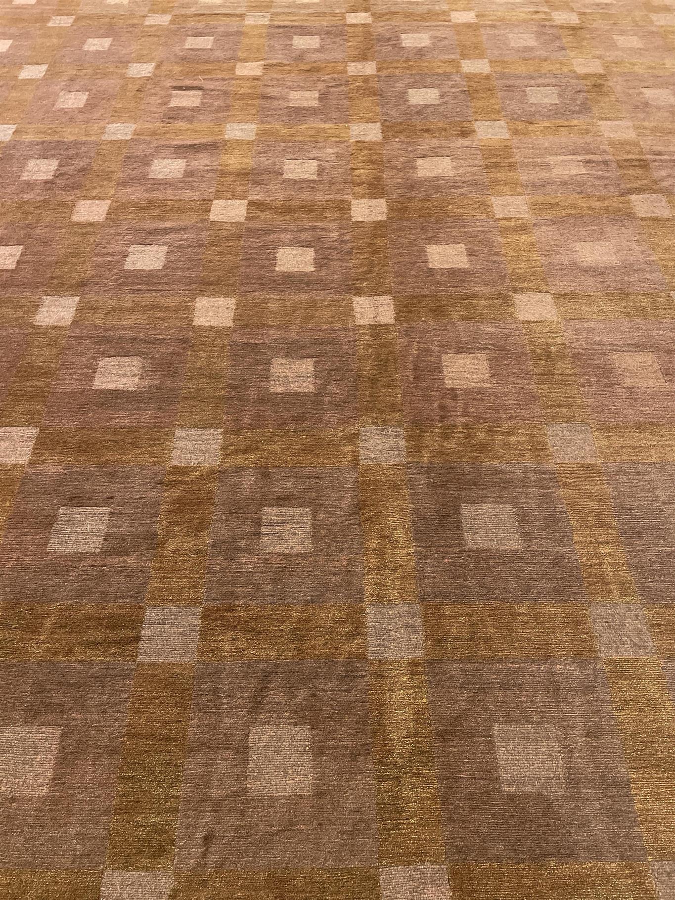 AORug#15962 size. 12' 11" x 13' 05"