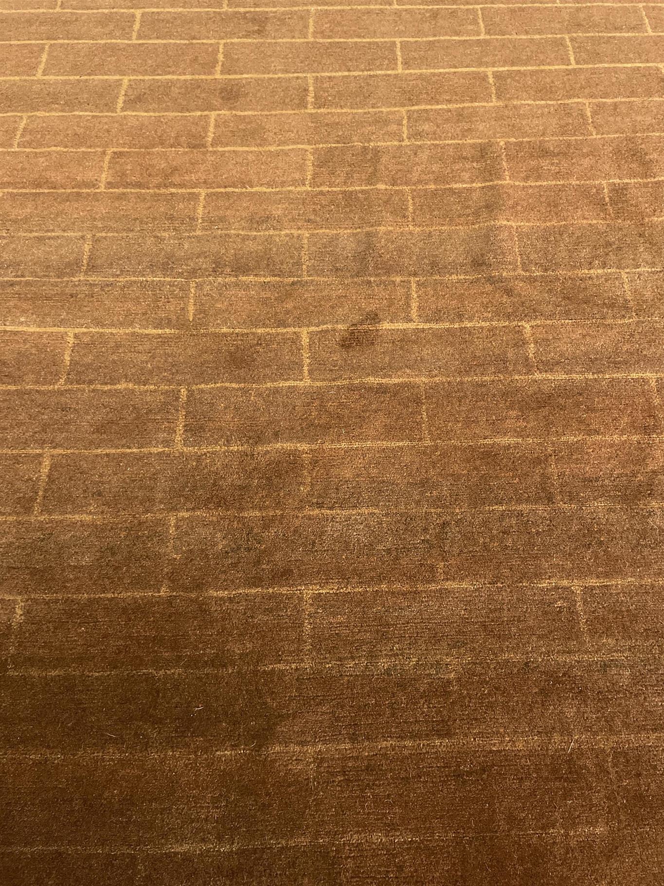 AORug#15448 size. 13' 00" x 13' 01"